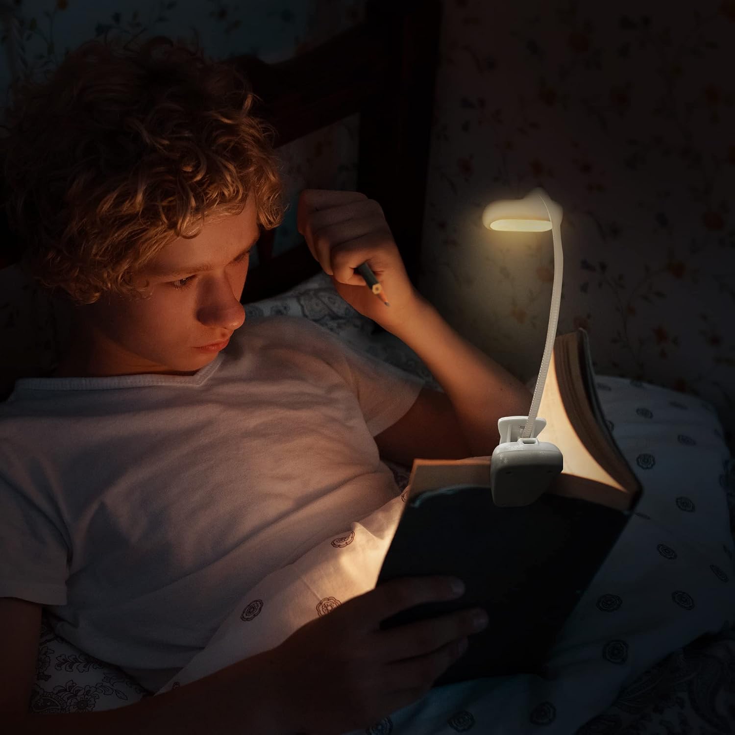 Briignite Book Light, Reading Light, 14 LED Rechargeable Book Reading Light, 5 Colors, 4 Brightness Levels, Lightweight Clip on Book Light for Reading in Bed, Perfect Booklight for Book Lovers, White