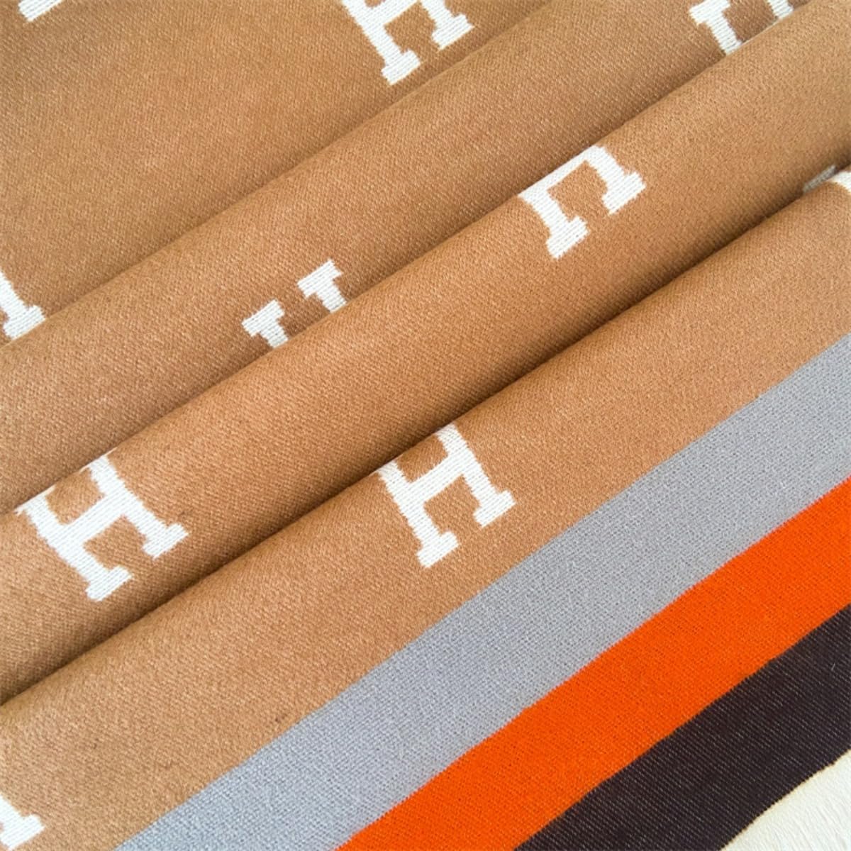 Designer-Style Scarf for Women Pashmina Shawl Winter Scarves& Wraps - Image 5