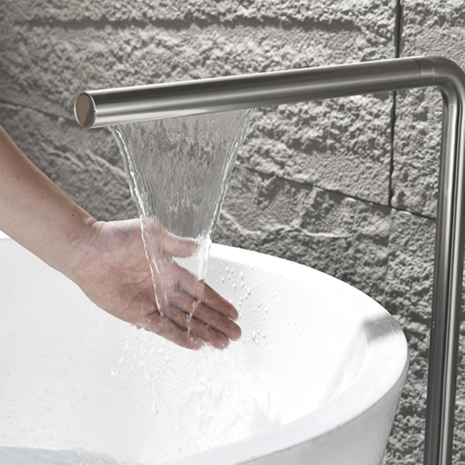 Amazon｜黒のシャワー水栓、トリプルバスルーム温水および冷水ミキサー