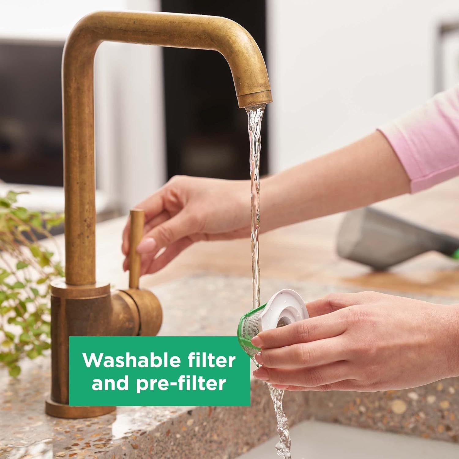 BLACK+DECKER 8V MAX reviva Handheld Vacuum, Cordless, Transparent Dustbowl (REVHV8J40) - Image 6