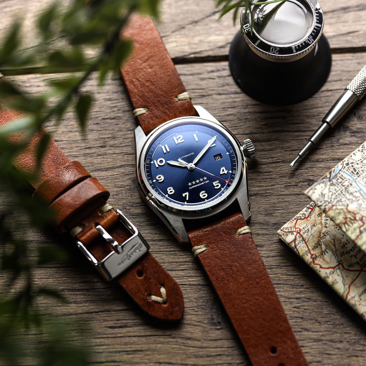 WatchGecko Einfaches, handgefertigtes Lederarmband | Zertifiziertes Ersatzarmband aus echtem italienischem Leder, Vintage-Stil, doppelte Naht, einfach anzubringen