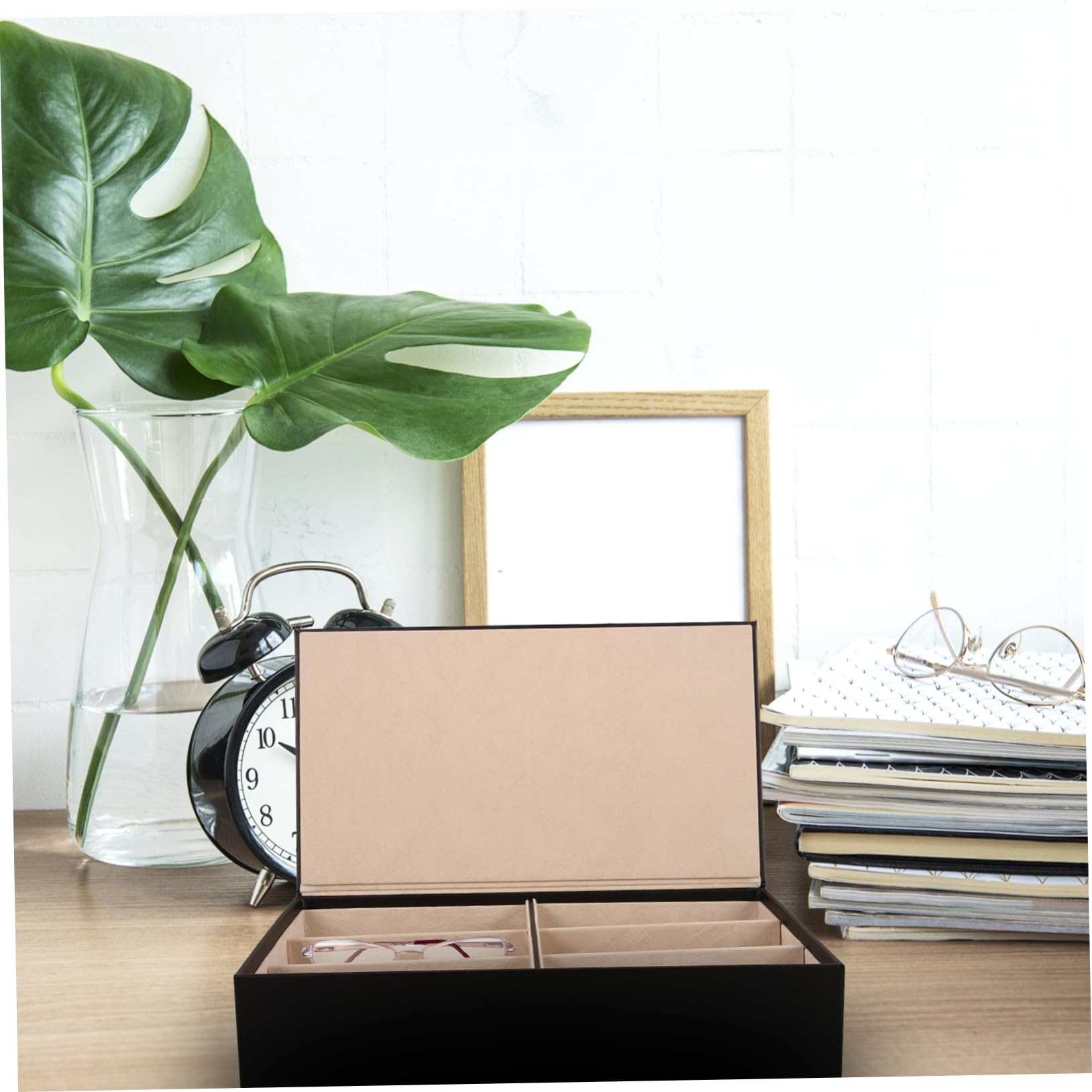 Healvian Organizer dal Design Raffinato in Pelle Pu Occhiali da Sole Multi-griglia Struttura in Metallo Facile da Pulire per Casa e Uso Commerciale