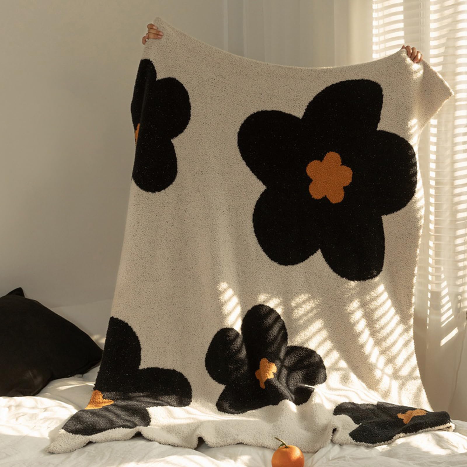 KUWHSIOP Floral Throw Blanket Soft Cozy Knitted Fleece Throw Decoration Warm Blankets for Sofa, Chair, Bed, All Seasons