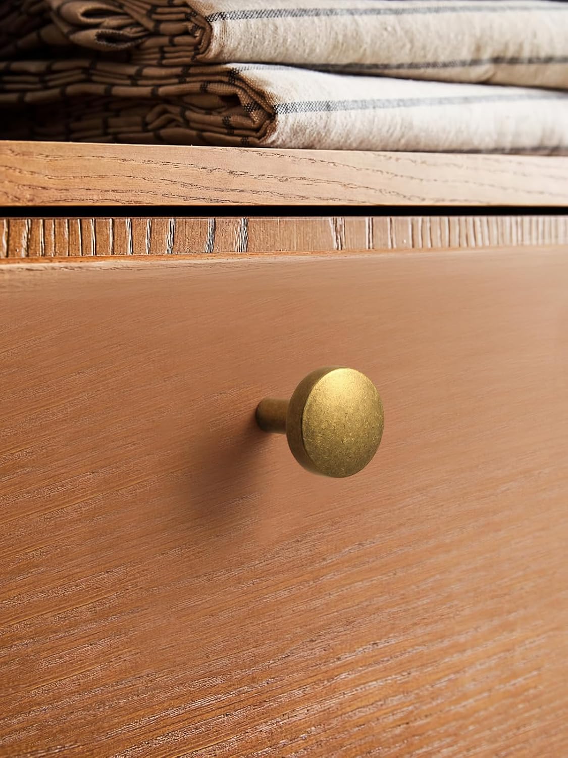 10 Pack Antique Brass Cabinet Knobs Classic Vintage Retro Drawer Pulls Kitchen Cupboard Bathroom Dresser Handles Cabinet Hardware Middle