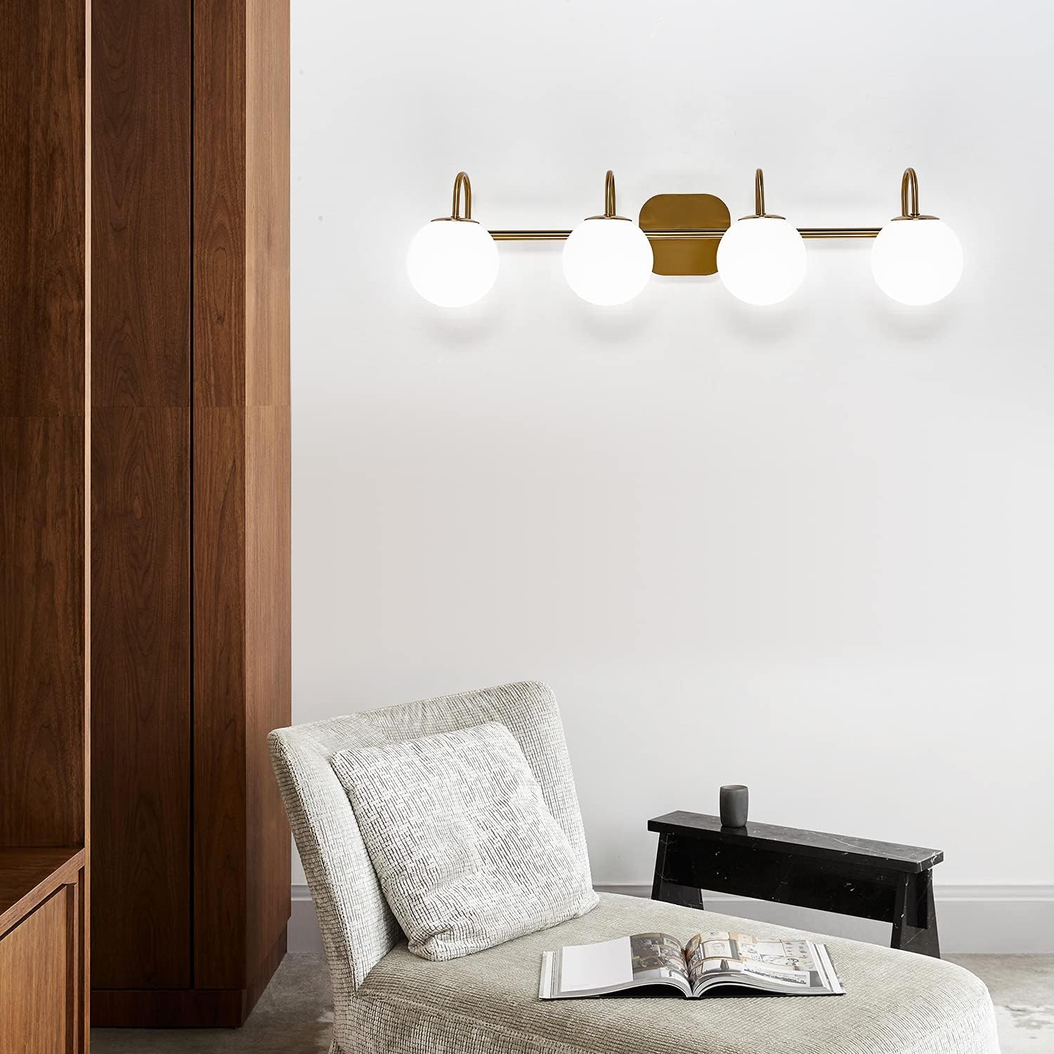 ZHUOER Vintage Bathroom Light Fixtures 4-Lights Black Mid Century Vanity Lights with Milk White Glass Globe Shade Vintage Wall Sconces Lighting Bath Vanity Lights Bar Over Mirror(Exclude G9 Bulb) - - 