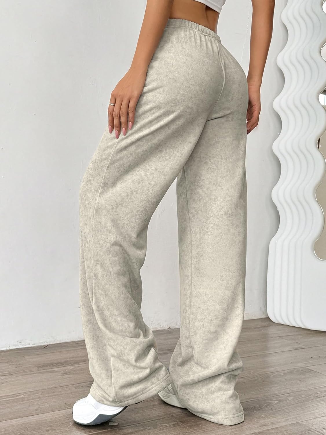 SHENHE Women's Low Rise Loose Sweatpants Y2k Elastic Waist Wide Leg Lounge Sweat Pants - Image 3