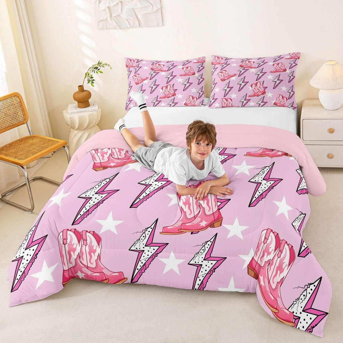 Western Cowgirl Comforter Set Queen Size,Light Star Lightning Dot Geometric Patchwork Bedding Set,Girls Women Room Decor,Cowgirl Boots Rustic Down Comforter,Pink Romantic Duvet Insert,2 Pillowcases