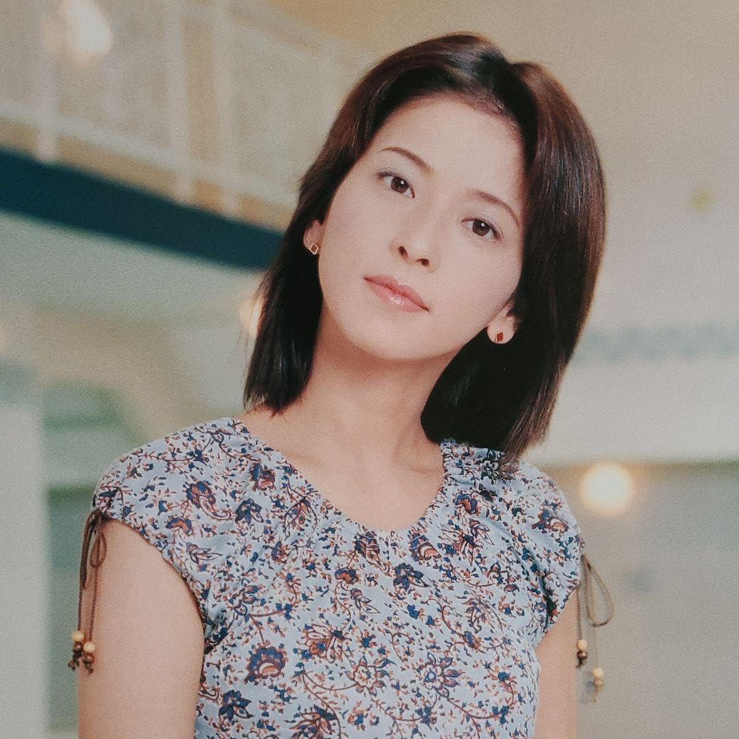 当時物 森高千里 1998年 大判 ポスター カレンダー 日本生命 ニッセイ 当時物 森高千里 1998年 大判 ポスター カレンダー 日本生命