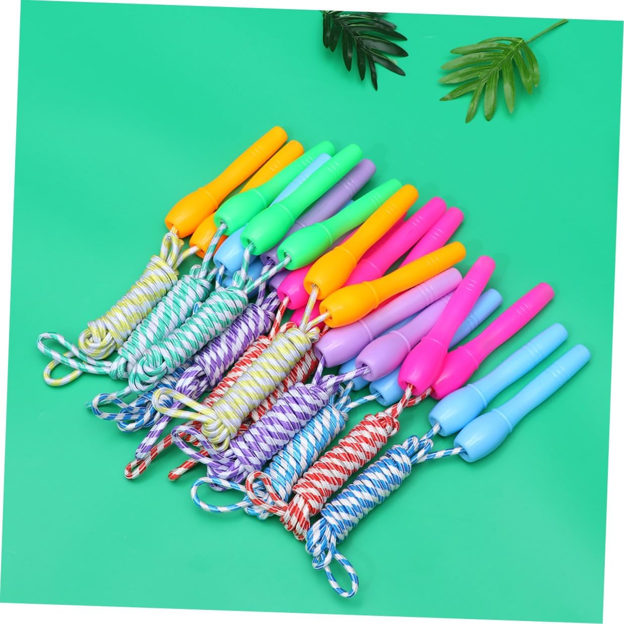 Cabilock 12pcs Plastic Handle Jump Ropes, Cotton Cord Skipping Equipment, Outdoor Sports Fitness Activity Random Color
