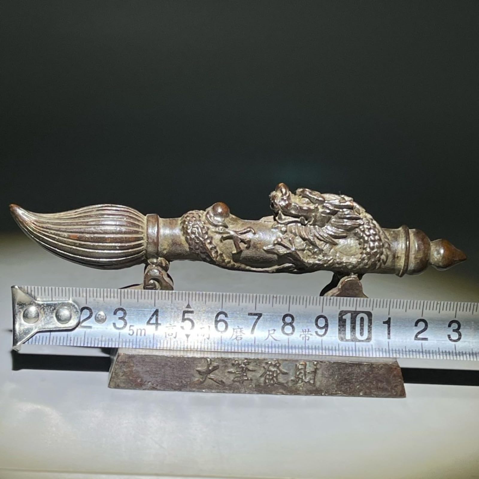 Portalápices antiguo hecho a mano, 13,5 cm y 13,5 cm, adorno de bronce