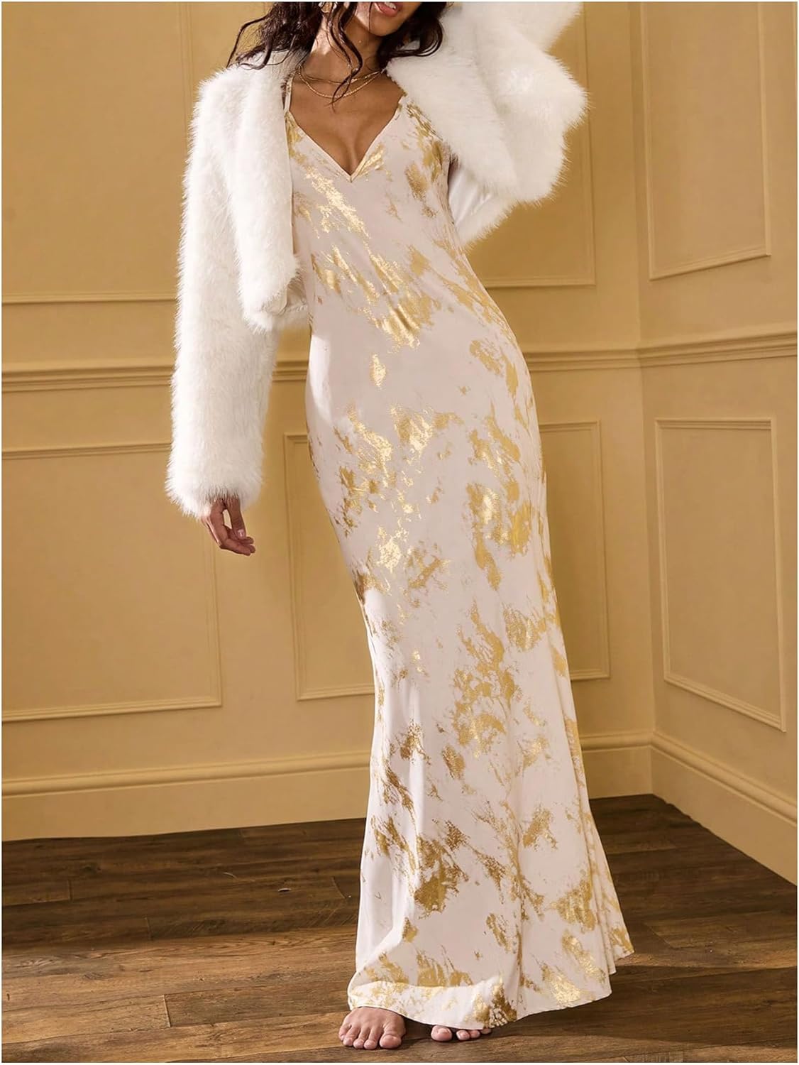 MakeMeChic Women's Faux Fur Coats Long Sleeve Cropped Fuzzy Open Front Winter Outerwear Jacket - Image 4