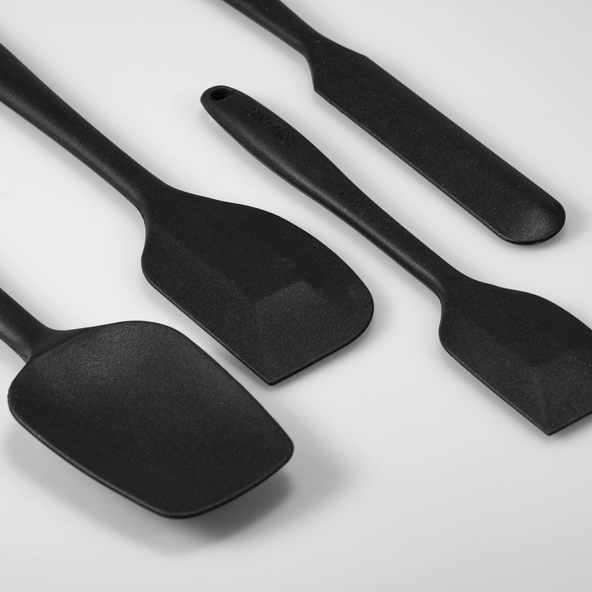 Juego de 4 espátulas de silicona flexibles, resistentes al calor, antiarañazos, con núcleo de acero inoxidable, color negro