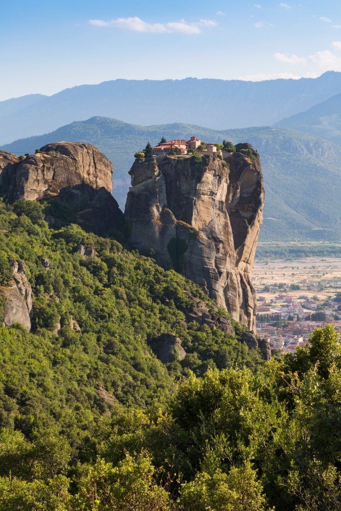 Meteora Thessaly Greece The Eastern Orthodox Holy Trinity Monastery (In Greek Agia Triada or Ay?as Triadhos or Ayia Triada) It is thought that the monastery was built between 1458 and 1476 Meteroa is