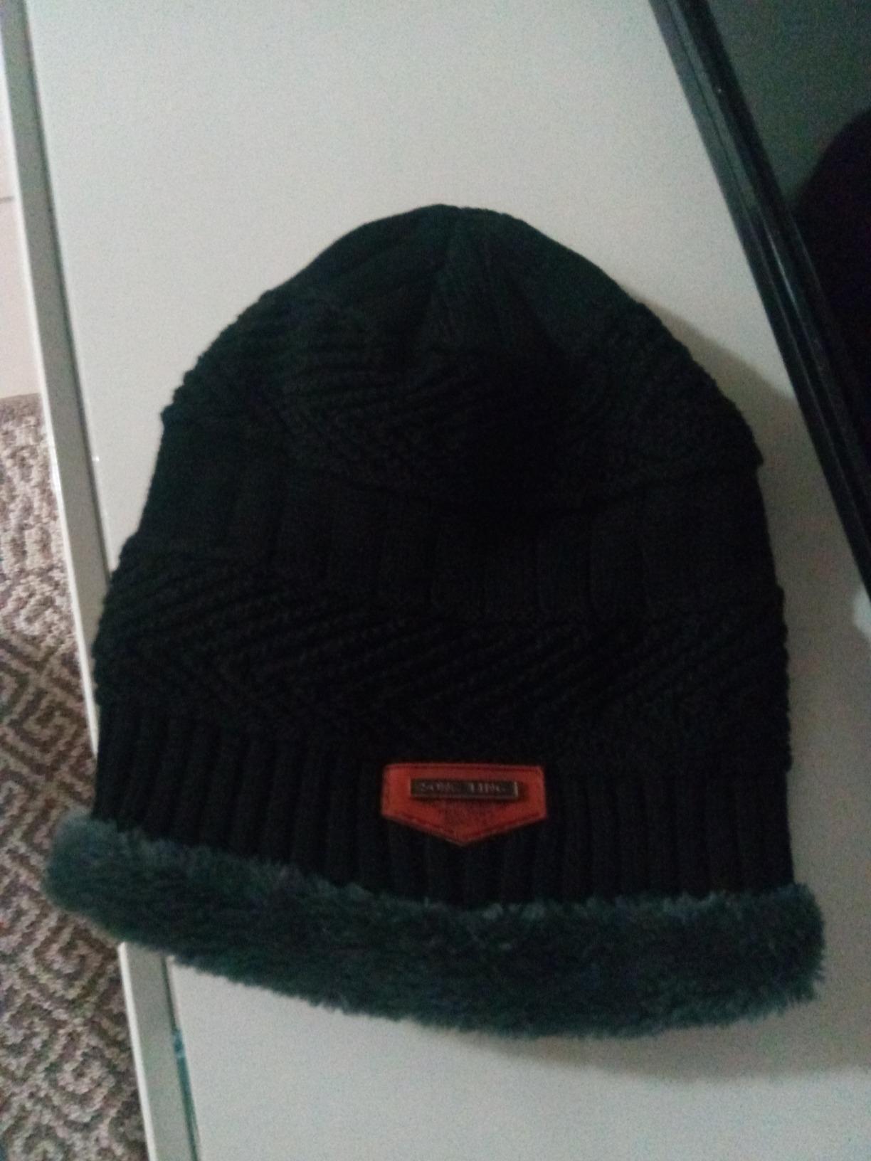 Gorro hermoso, cómodo y perfecto para el clima de frío.