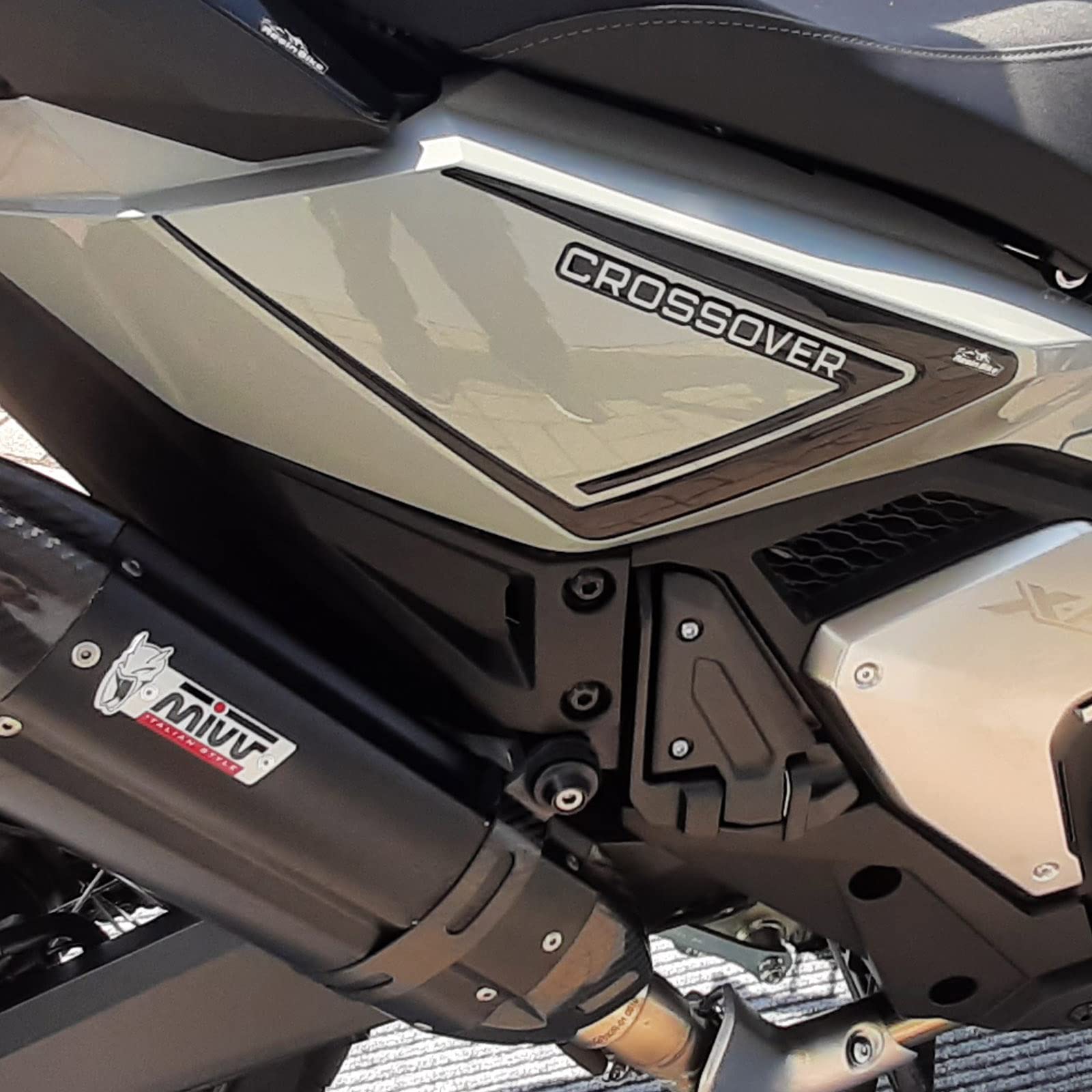 Resin Bike Scooter Stickers Compatible with Honda X-ADV 750 2021-2024. Side Underseat Protection Anti-Scratch and Impact. 3D Domed Resin Stickers Made in Italy