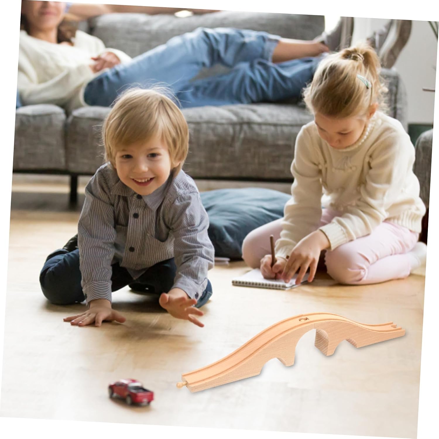 Toddmomy 2pcs Train Track Bridge Accessories for Boys and Girls Expandable Railway Scene Models Bridge Slope for Imaginative Play and Concentration Development