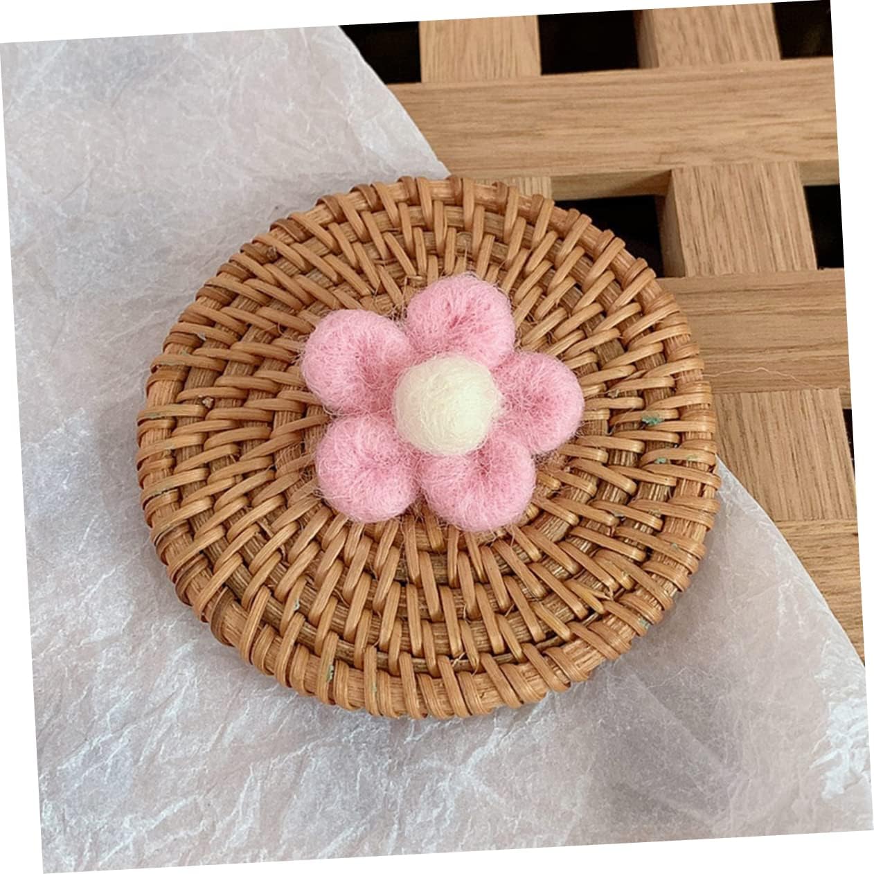 CALLARON 5pcs Adorable Felt Flower Brooch for Boys and Girls Cute Breastpins for Clothing Bags Hats and Scarves Creative and Chic Corsage for Everyday Wear