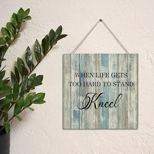 Miniatura 6 de Letreros de pared de madera con texto en inglés "Saying When Life Gets Too Hard To Stand Kneel Farmhouse Family Entrada" con cita motivacional para