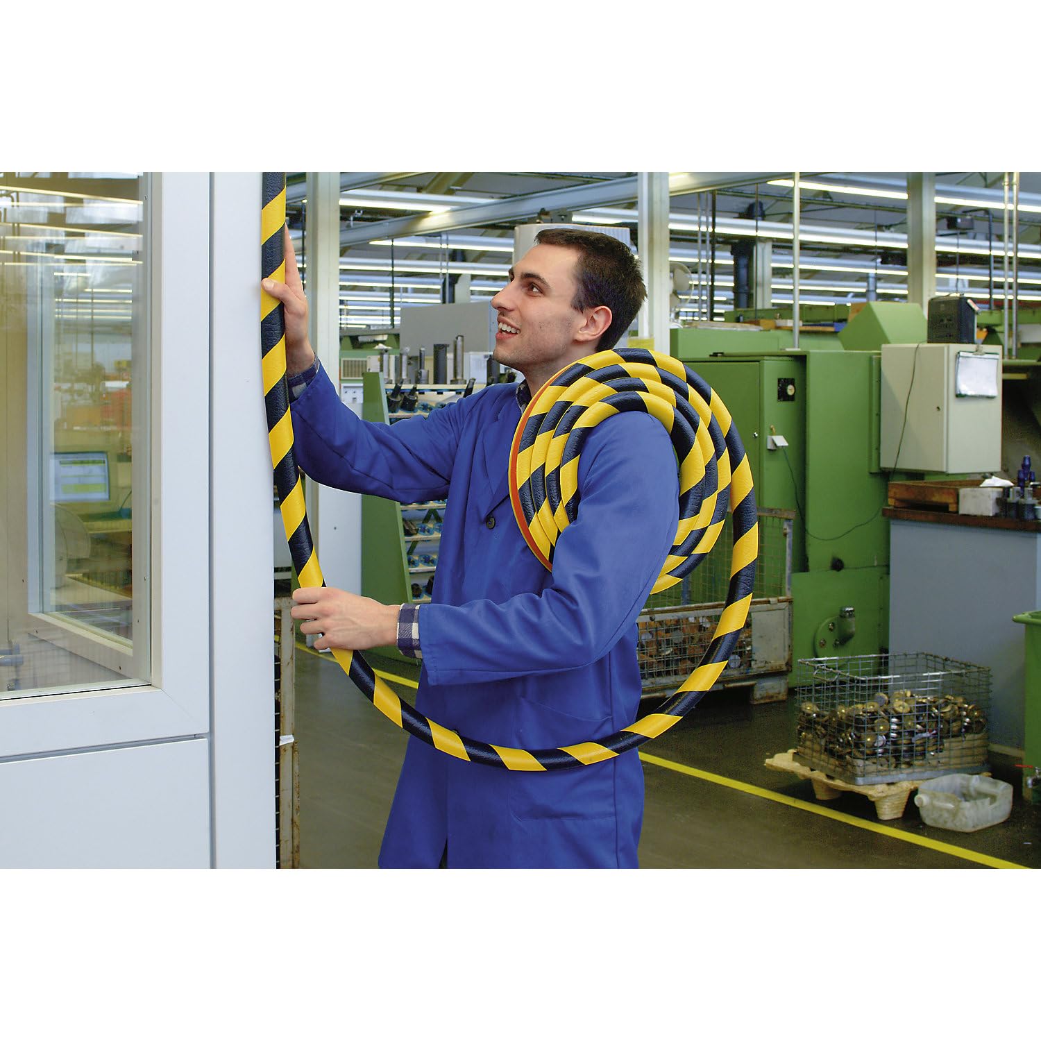 SHG | Knuffi® Eckschutz mit Montageschiene | Typ A+ | 1-m-Stück | Schwarz/Gelb | Reflektierend