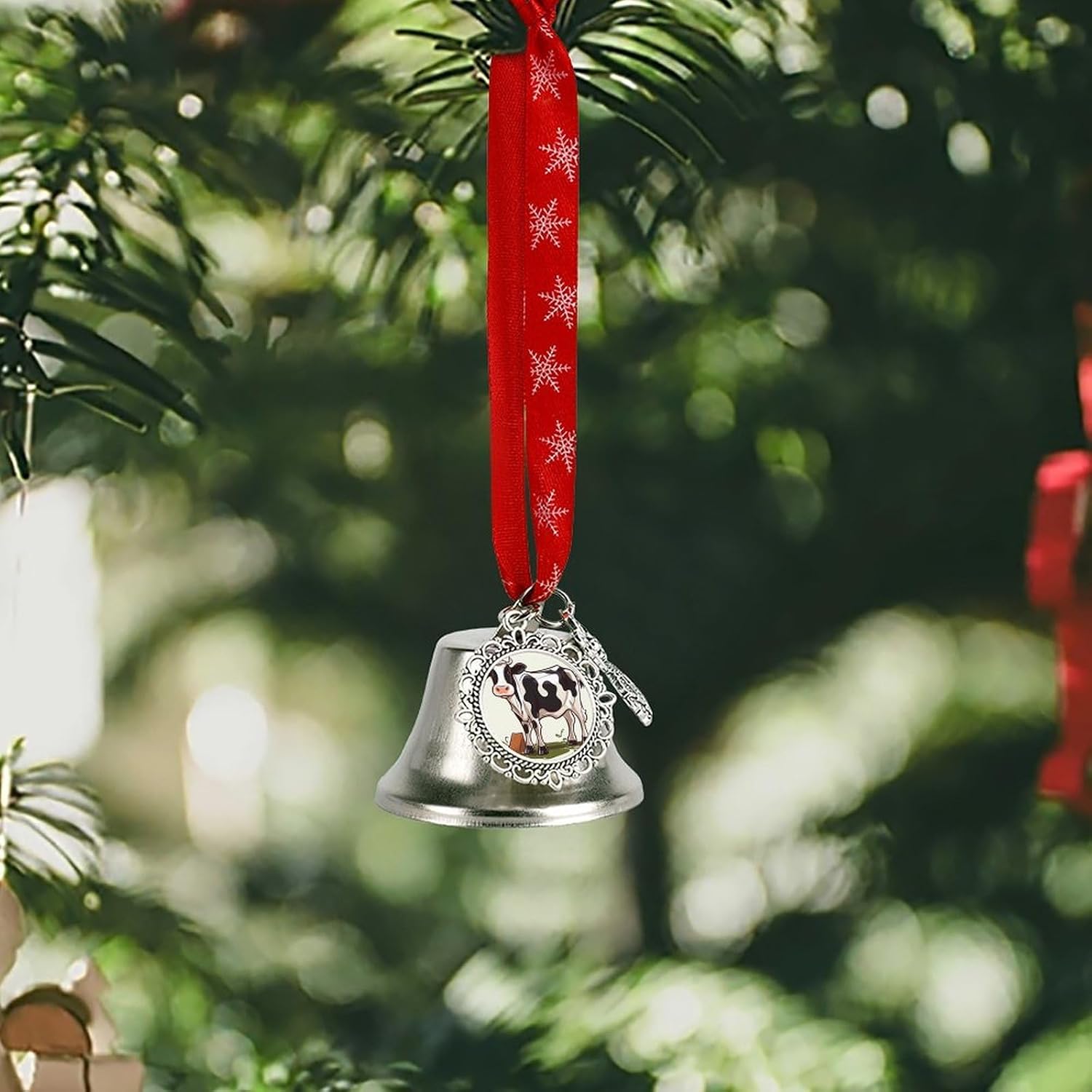 Dairy Cow Bell Ornament Red Ribbon for Christmas Tree Holiday Decoration Personality Believe Bell Ornaments Sleigh Bells for Winter New Year Party Supplies