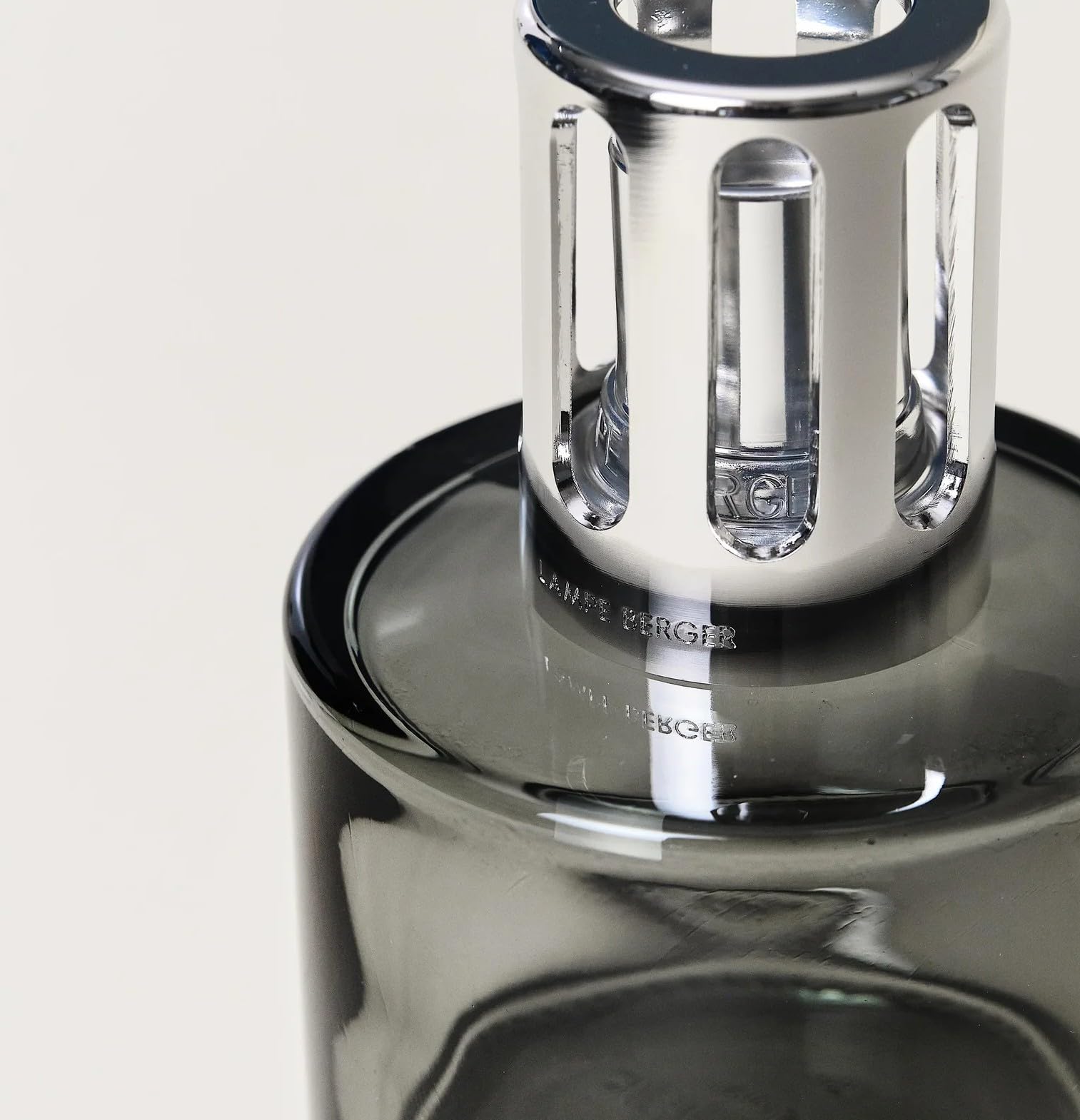 Lampe Berger - Cofanetto Regalo Aroma Energy - Lampada Catalitica Completa di Bruciatore e Imbuto per Riempimento - Ricarica da 250ml Energy Compresa
