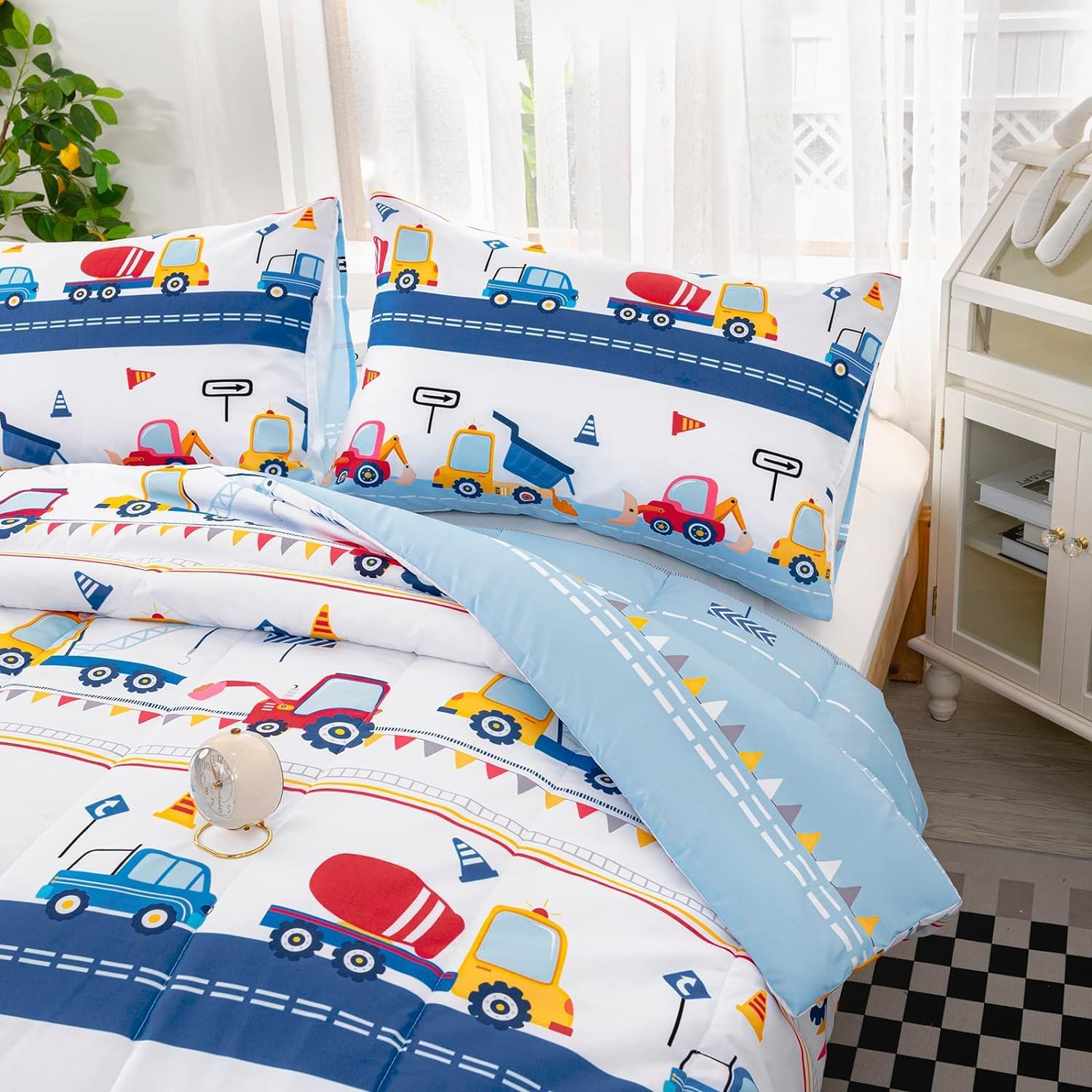 Cartoon Car Kids Comforter Set Twin,Construction Bedding Set Equipment Trucks Comforter Excavator Tractor Quilt Set with 1 Comforter 2 Pillowcases for Boys Girls Teens Adults Bedroom Decor(Blue Red) - Image 2