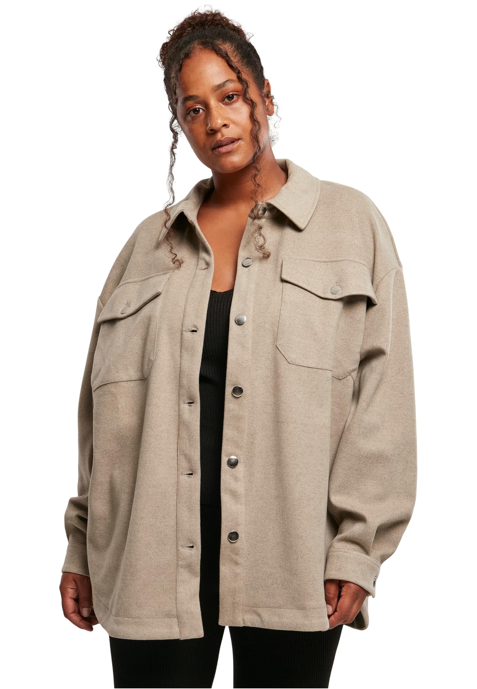 Camisa Urban Classics mujer de tejido suave y corte regular fit 8