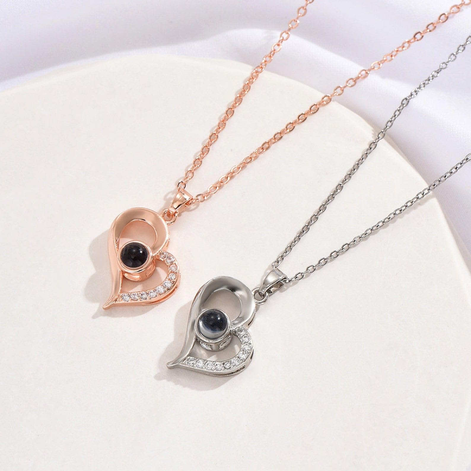 Collana di proiezione della foto di forma di cuore argento sterling 925 Personalizzato Collana della foto Pendente commemorativo per la sua mamma Giorno di San Valentino fatto a mano