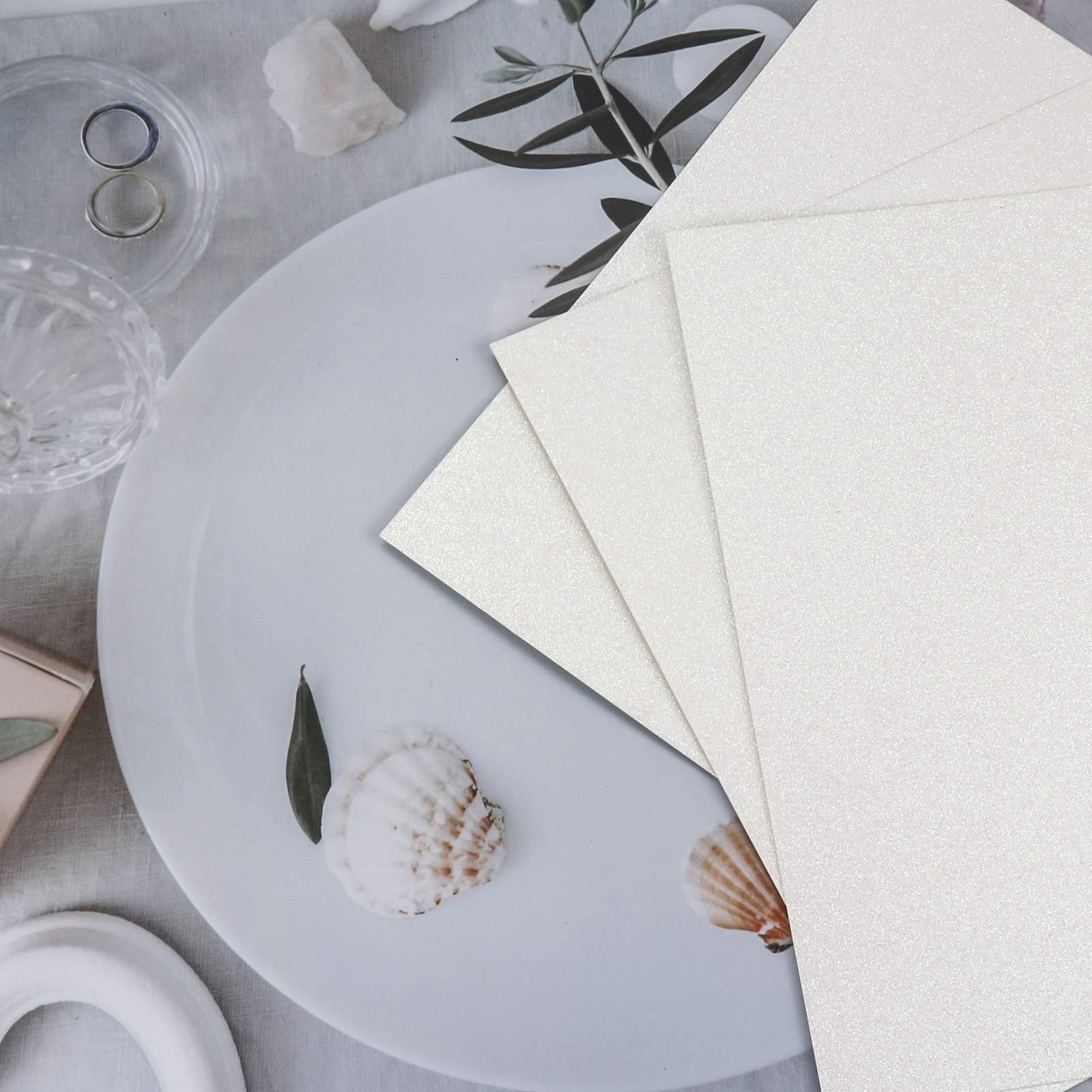 Amazon.com : YINUOYOUJIA White Glitter Cardstock Paper 12