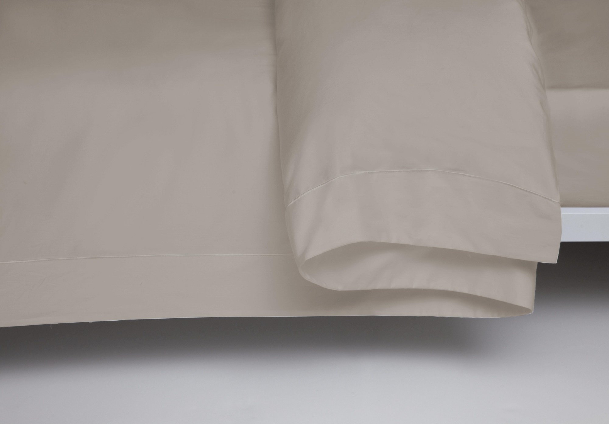 Belledorm Egyptian Cotton Duvet Cover - 400 Thread Count - Oxford Edge (King Size, Pewter)