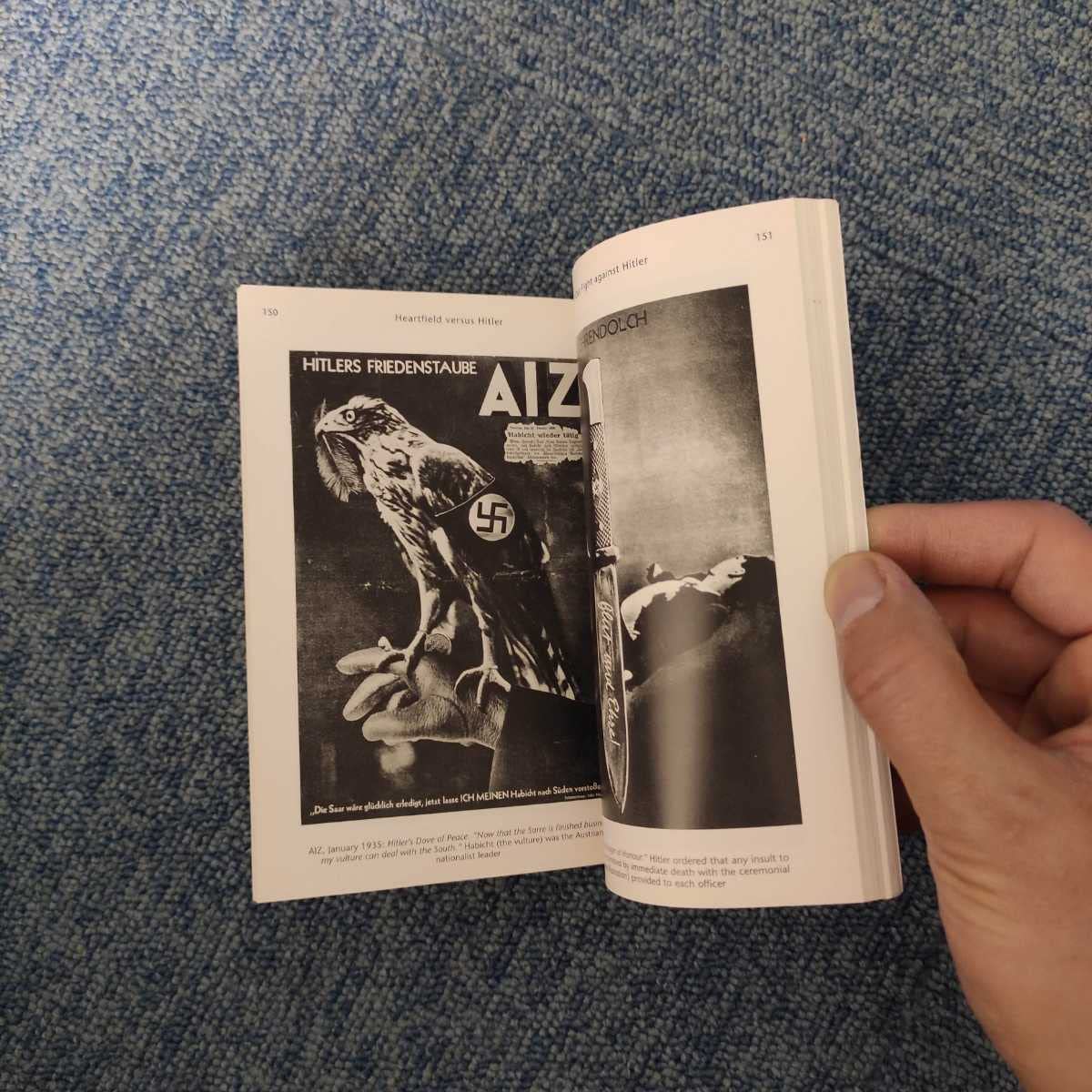 Amazon.co.jp: [美品 洋古書] Heartfield vesus Hitler - John Willett