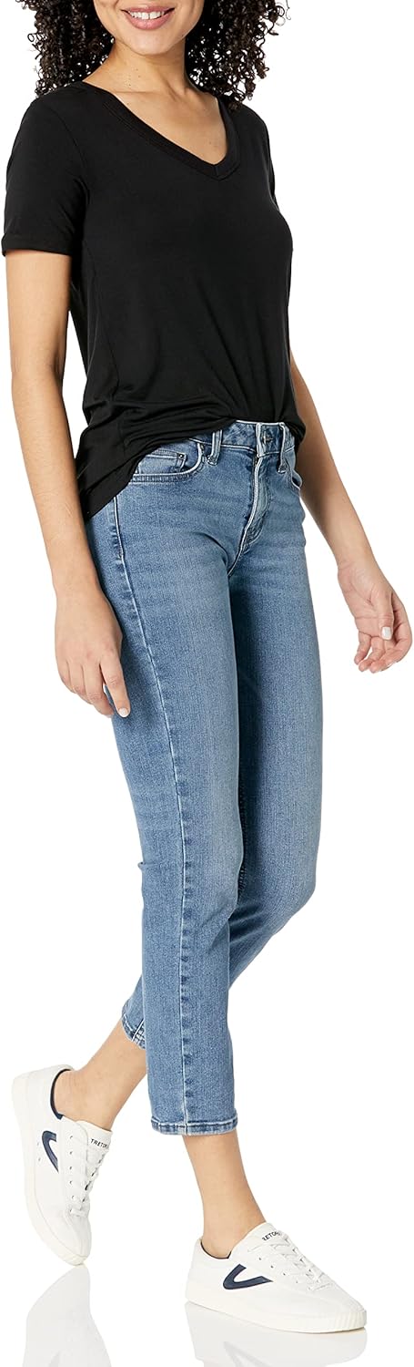 Amazon Essentials Women's Jersey Standard-Fit Short-Sleeve V-Neck T-Shirt (Previously Daily Ritual) - Image 4