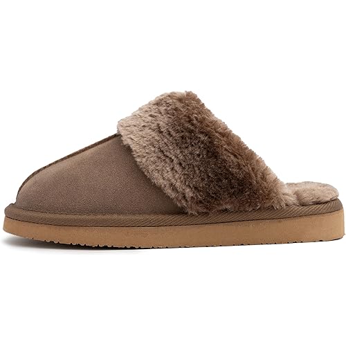 Minnetonka Women's Chesney Scuff