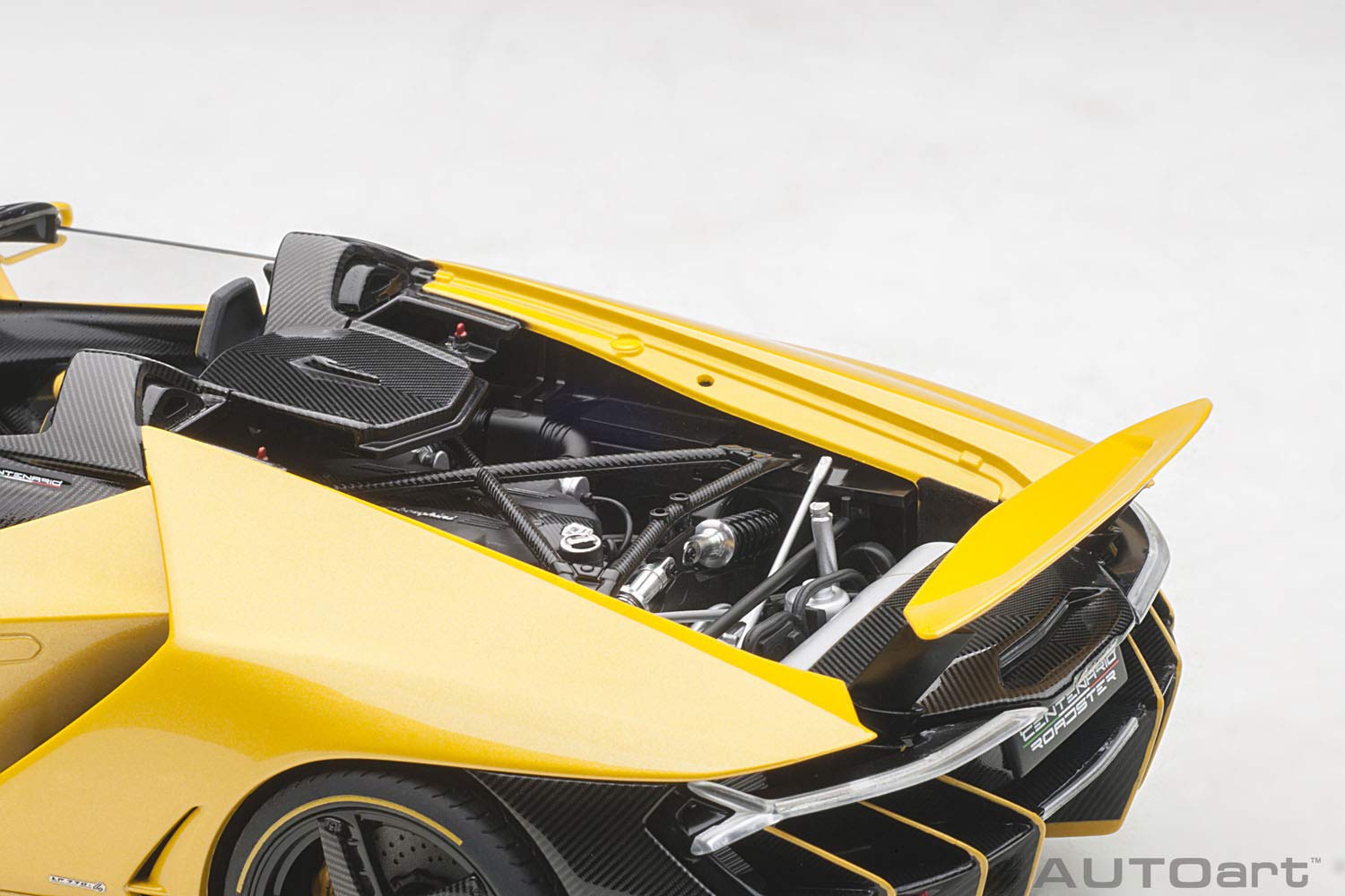 (未使用･未開封品)AUTOart 1/18 ランボルギーニ チェンテナリオ ロードスター パール・イエロー 完成品 Amazon | AUTOart 1/18 ランボルギーニ チェンテナリオ