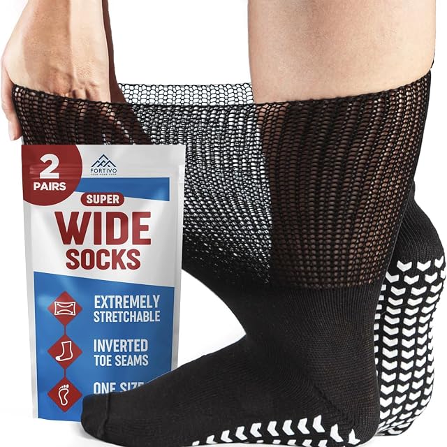 2 Pairs Extra Wide Socks For Swollen Feet Non-Slip Hospital and Diabetic Socks for Men and Women