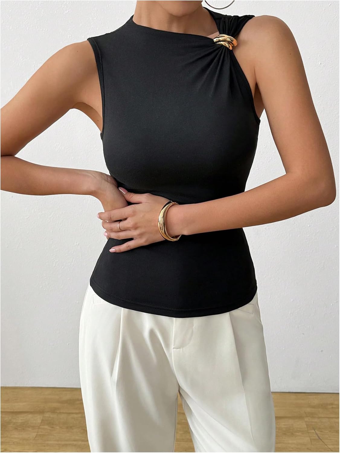 Milumia Women's Y2K Ring Asymmetrical Neck Tank Top Sleeveless Slim Fit Casual Tops - Image 5