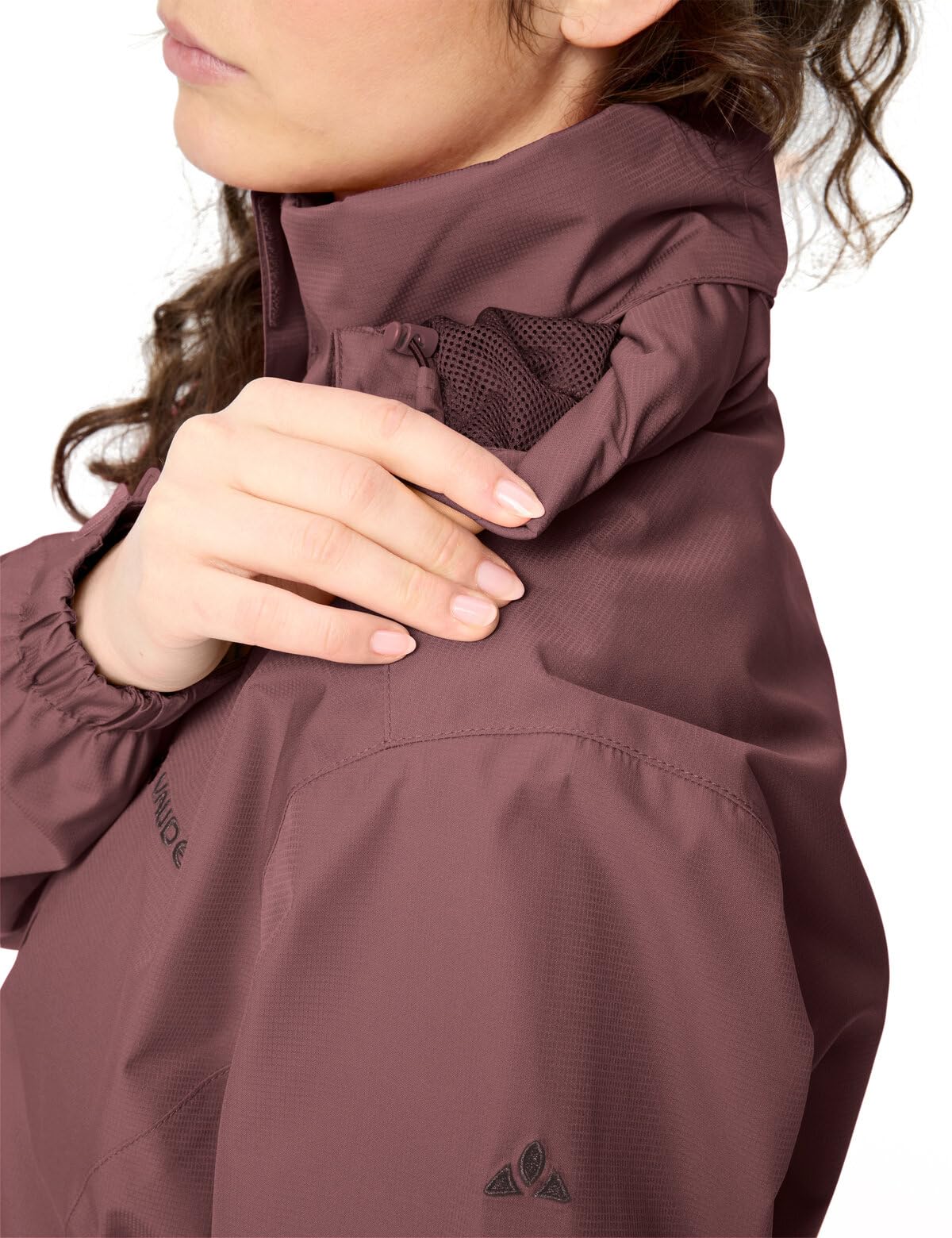 VAUDE Women's Escape Light Jacket, lekka damska kurtka przeciwdeszczowa na wędrówki, wodoszczelna, wiatroszczelna i oddychająca
