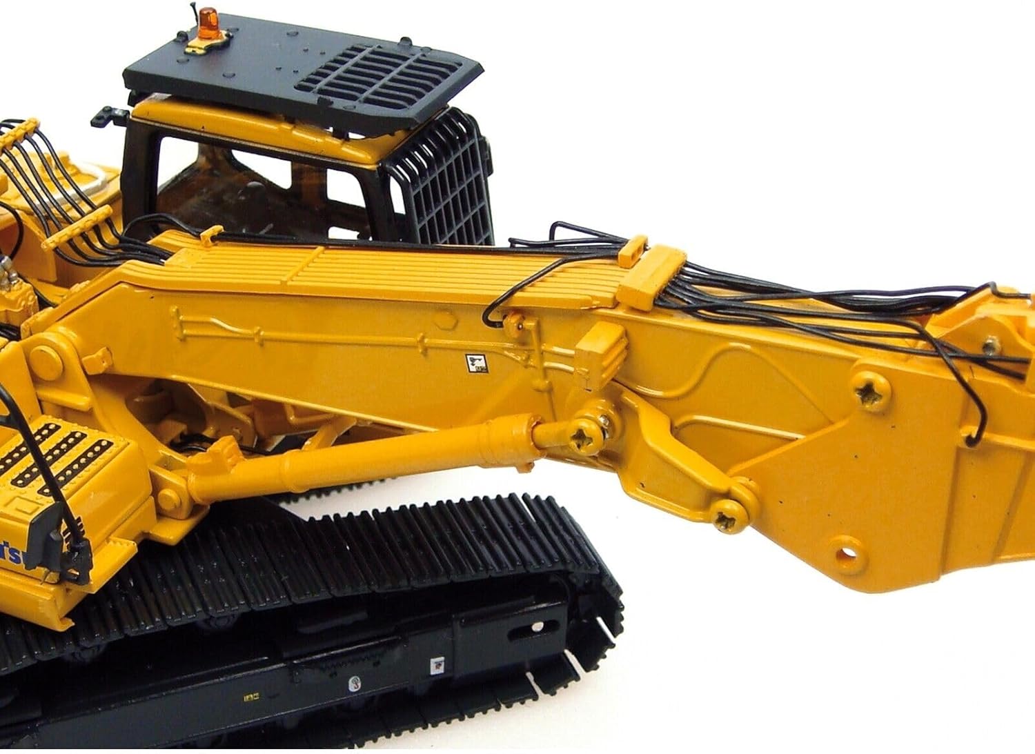 PC450LC Excavator Short Boom with Bucket Yellow 1/50 Diecast Model by Universal Hobbies UH8004