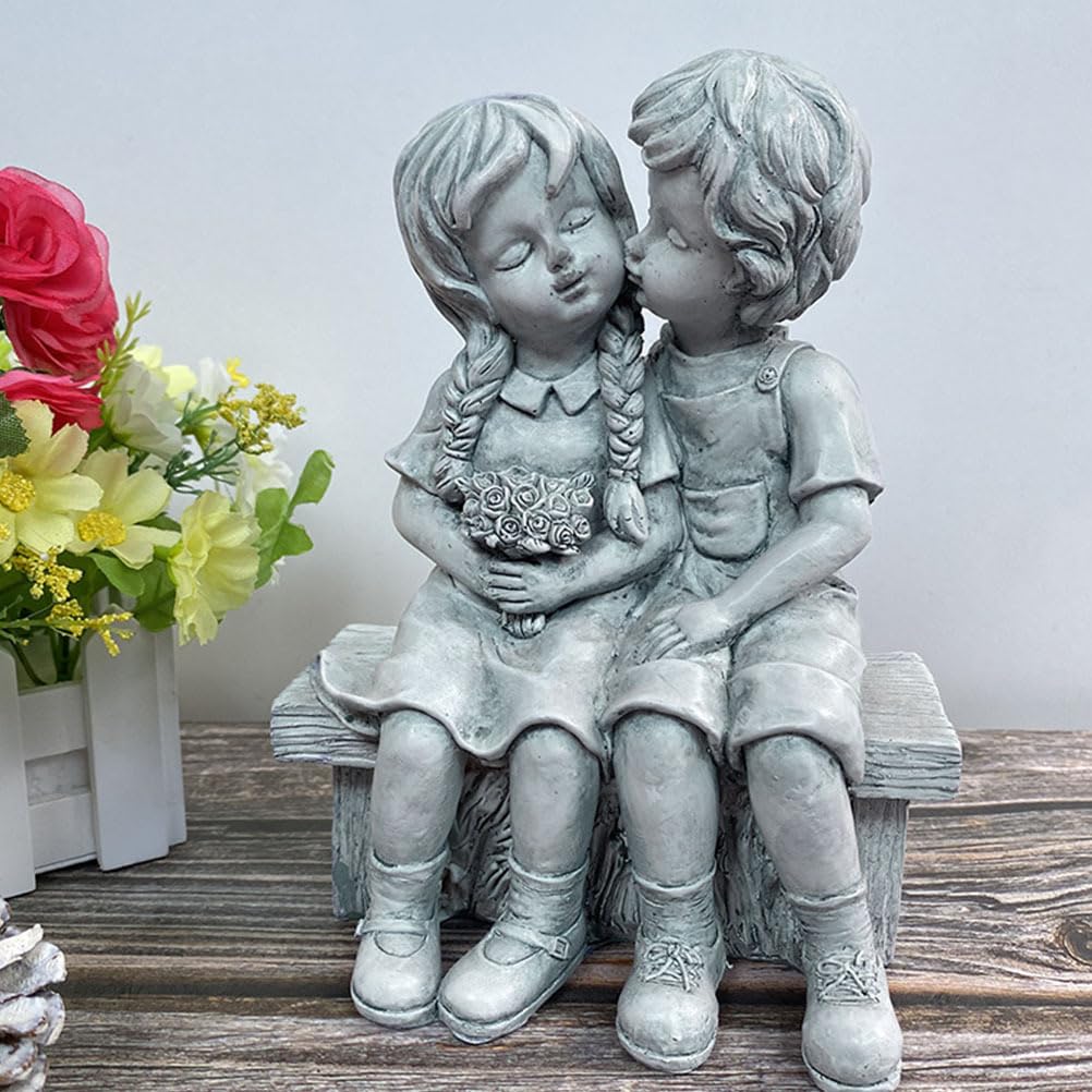 Statue 'Premier Baiser' En Résine – Décoration Extérieure Romantique, 16,5x7,5x14,3 Cm