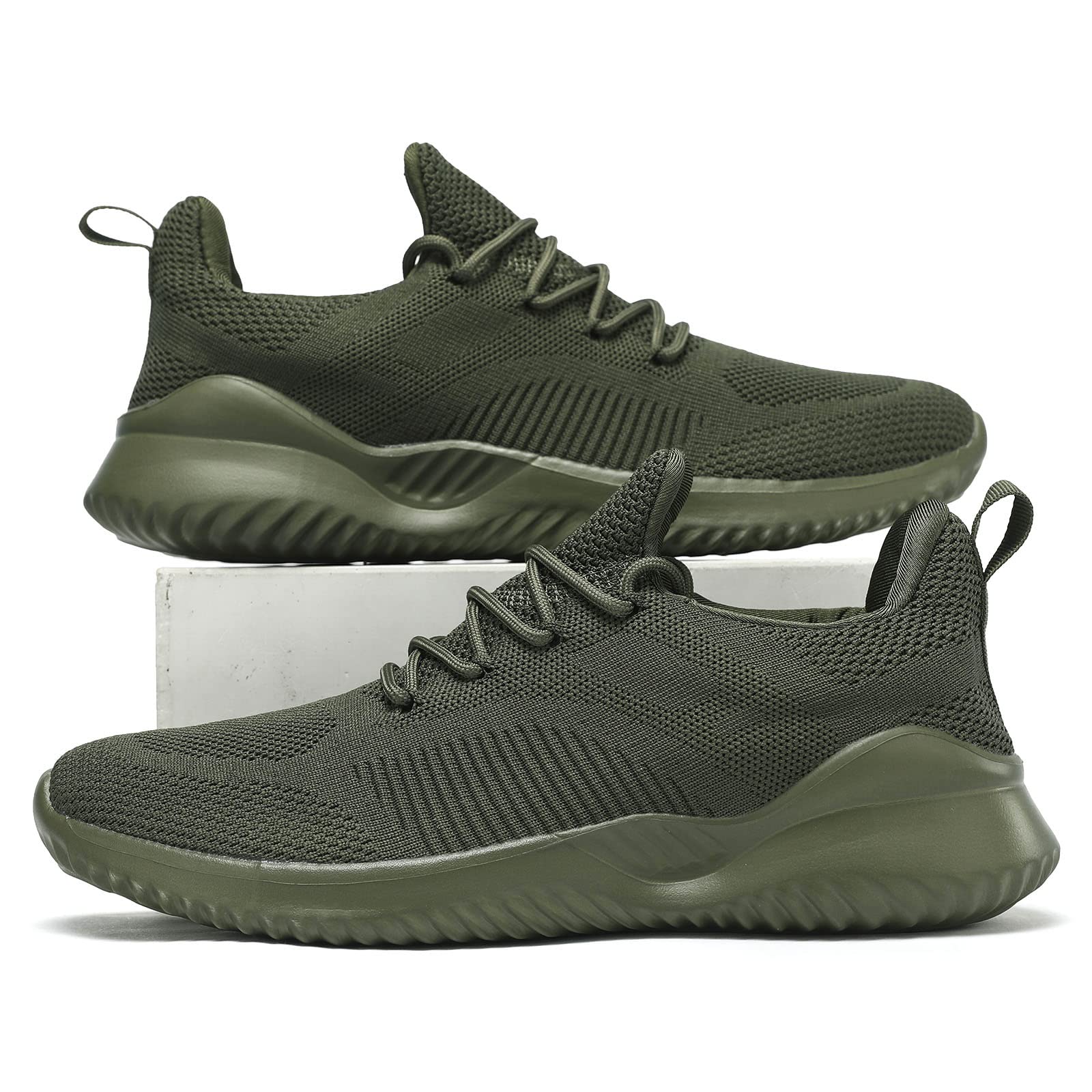 Men's Non Slip Running Shoes Ultra Light Breathable Casual Walking Shoes Fashion Sneakers Mesh Workout Sports Shoes