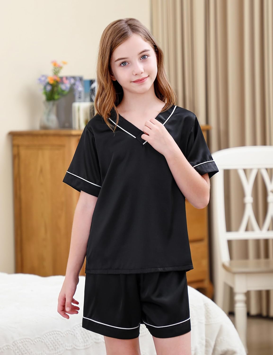 DIPUG Girls Pajamas Set Silky Satin Short Sleeve V Neck Pjs Soft Homewear Sleepwear 6-12 Years - Image 2