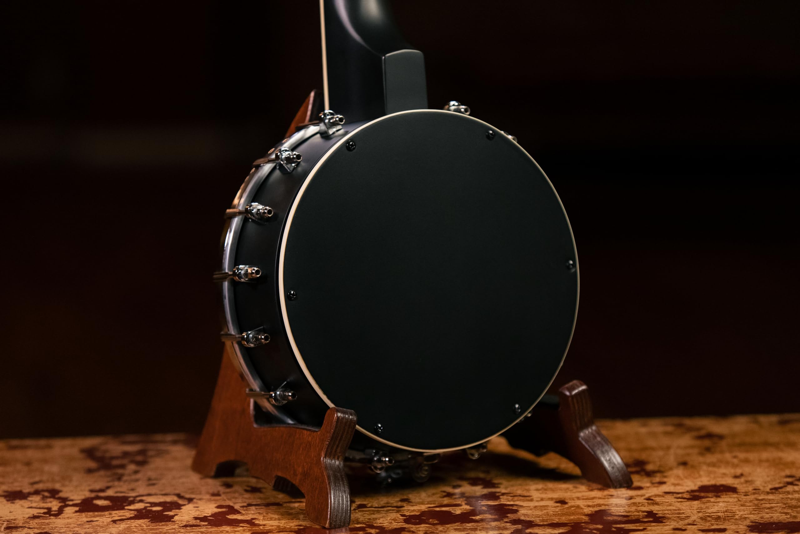 Ortega Guitars Banjo Ukulele Akustisch – Banjolele Series – Closed Back – Remofell/Ahorn, Schwarz (OUBJ100-SBK)