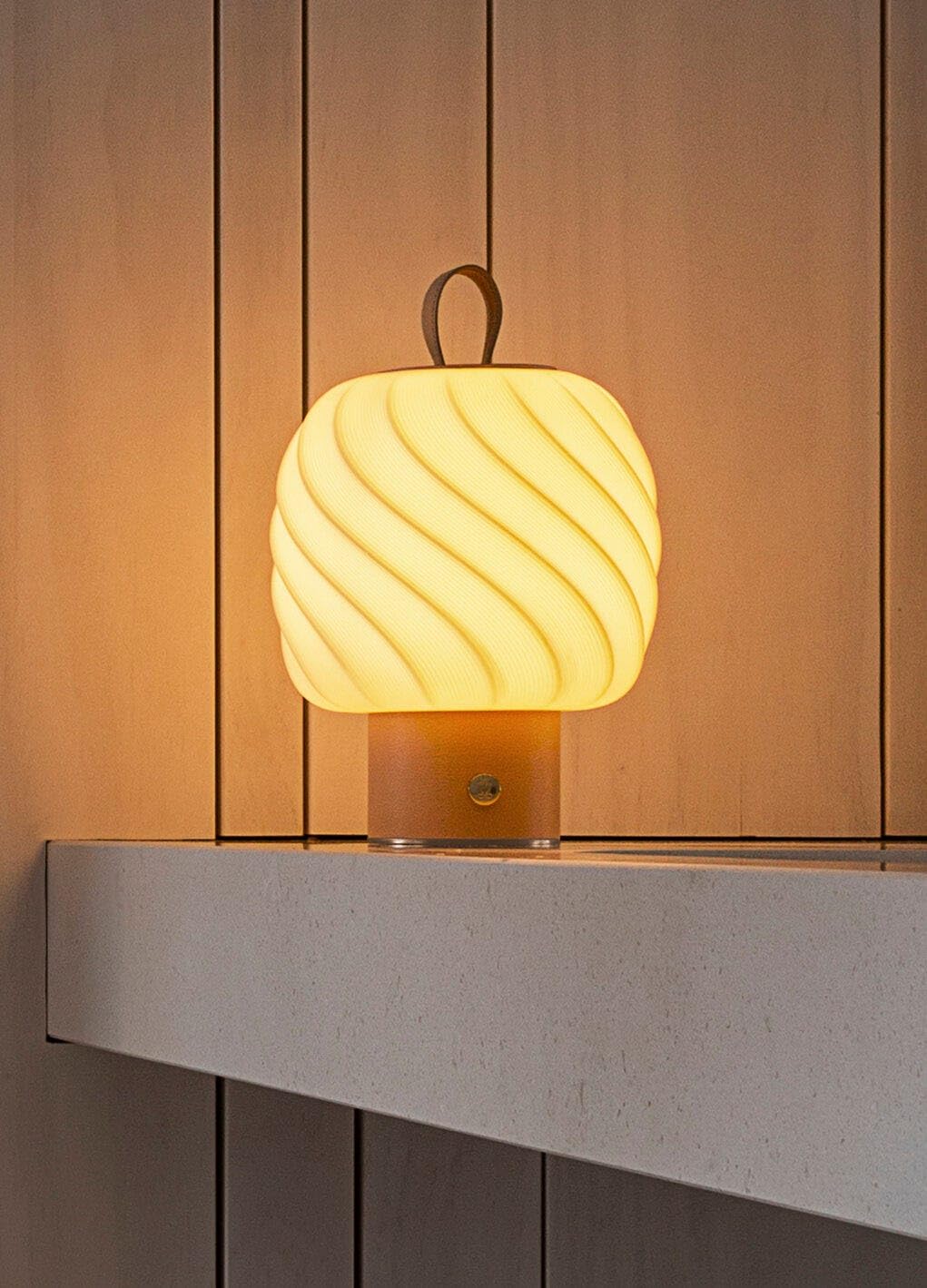 Amazon.com: LLADRÓ Ice Cream Portable lamp. Medium. Nude : Tools