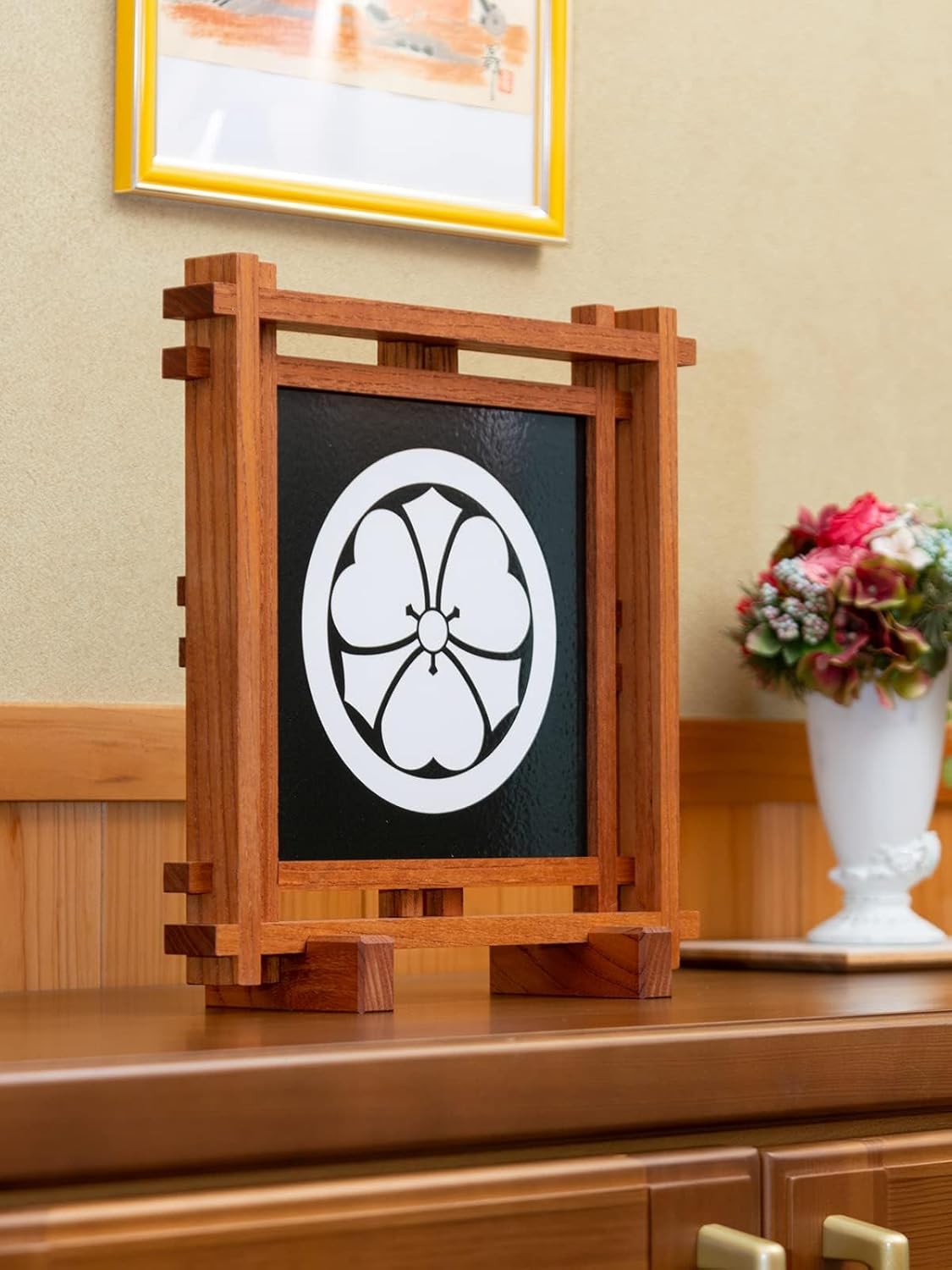 丸に違い鷹の羽］組子細工の家紋パネル (30×30×