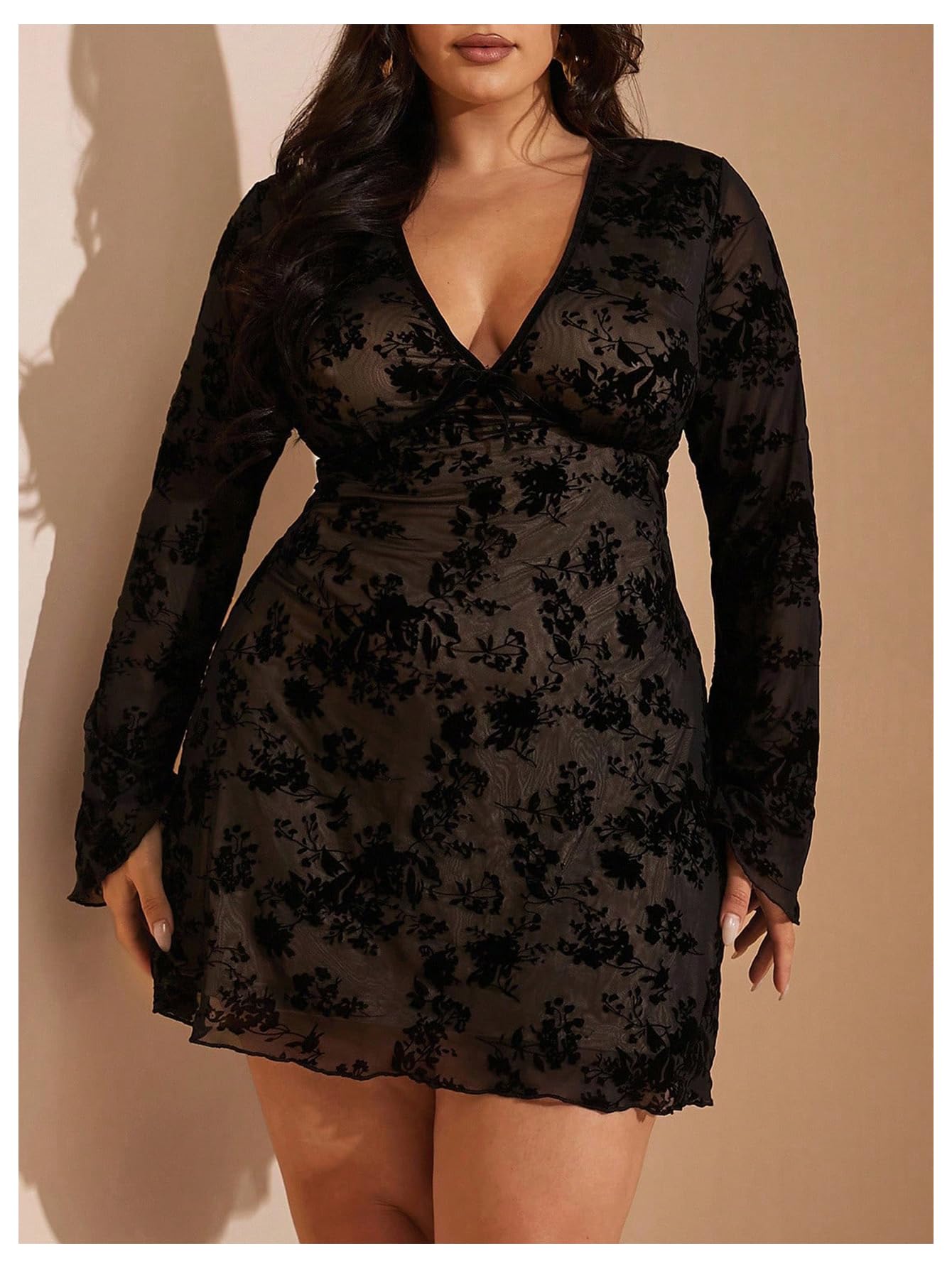 WDIRARA Women's Plus Size Floral Mini Dress Mesh Long Sleeve V Neck Goth A Line Dresses: 3X-Large Plus Black