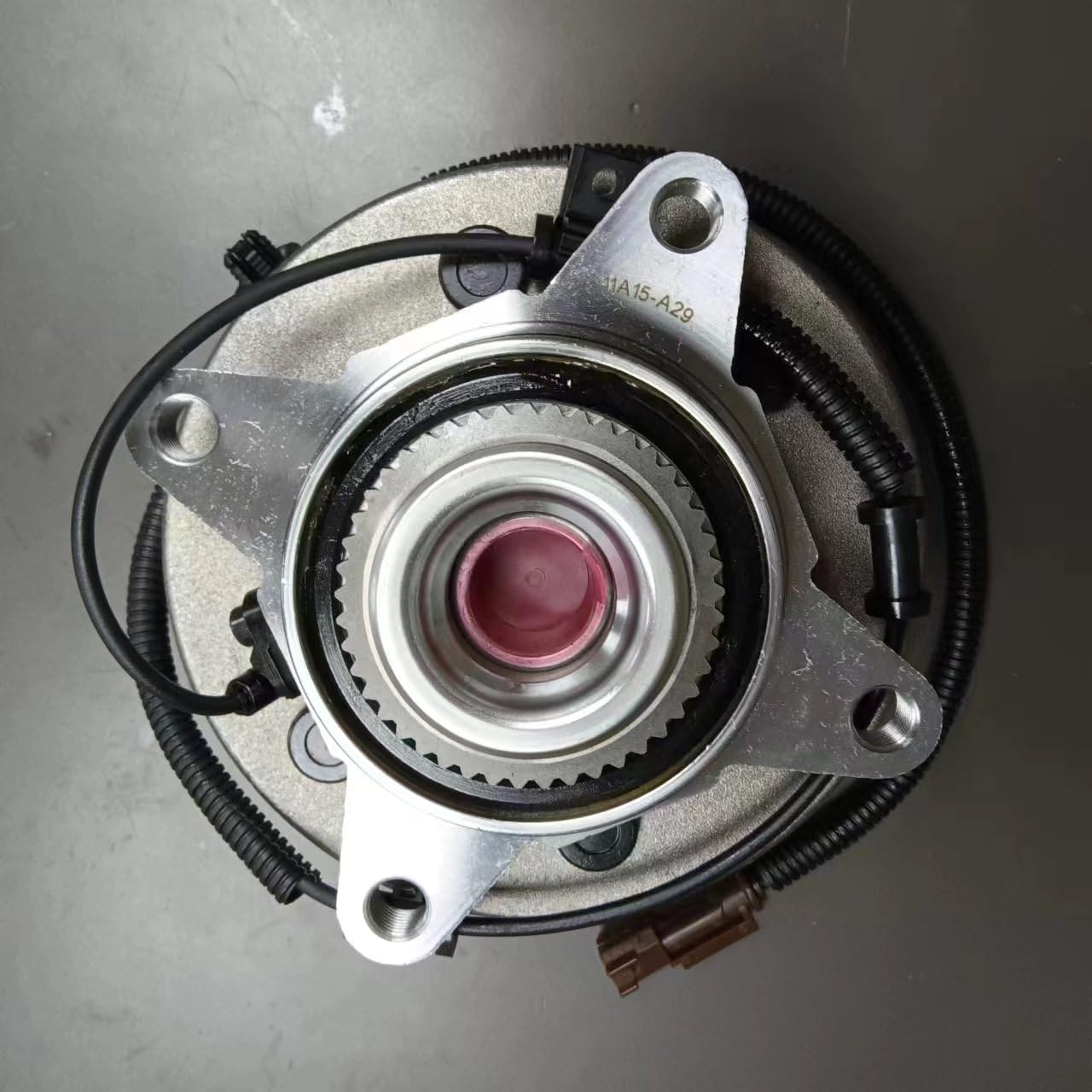 Amazon.com: AUTO-PALPAL HUB UNIT FRONT FL3Z1104H FL3Z-1104-H