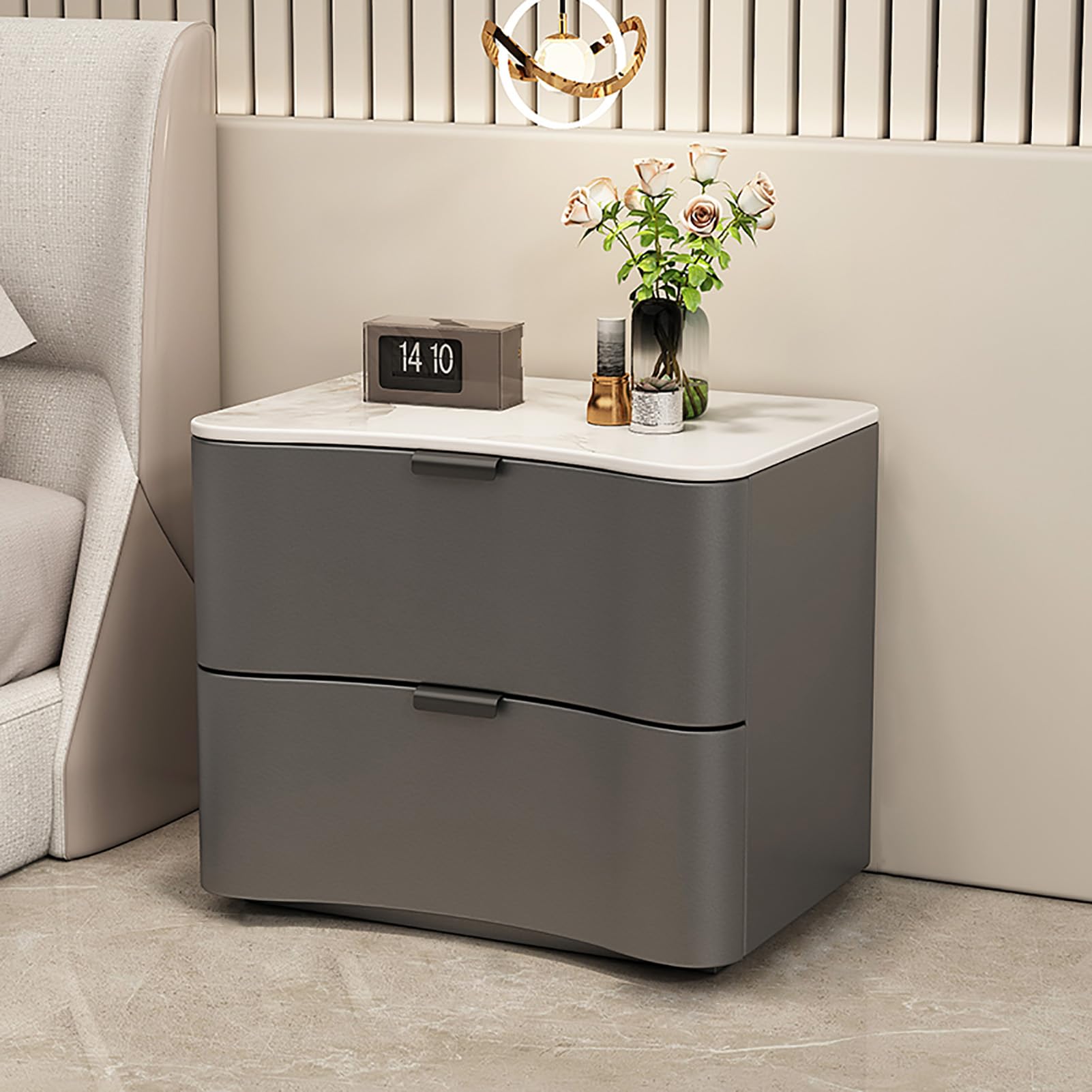 Table de chevet en bois massif et cuir PU gris au design minimaliste pour chambre