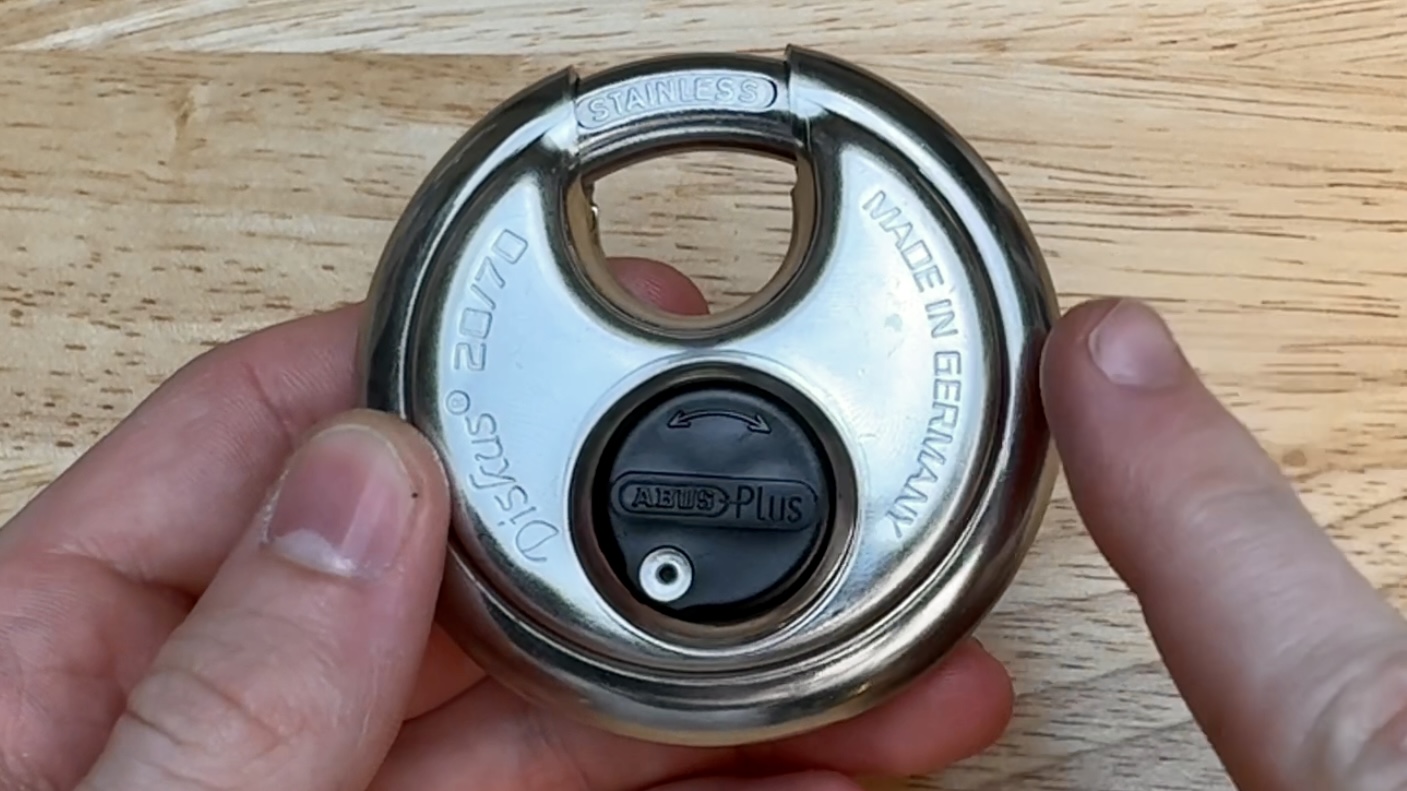 Watch Looking over this ABUS Diskus 20/70 Disk Padlock on Amazon Live