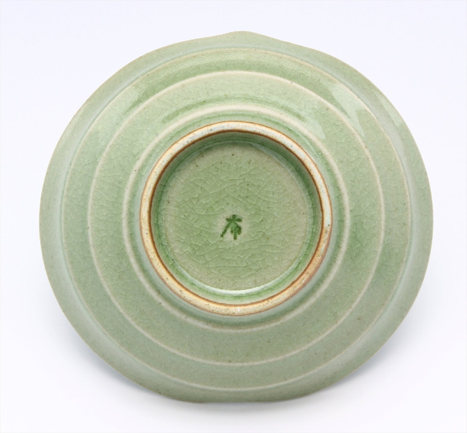 Amazon.co.jp: 美濃焼 山周 「 きれいに盛れるうつわ 」 灰釉木の実