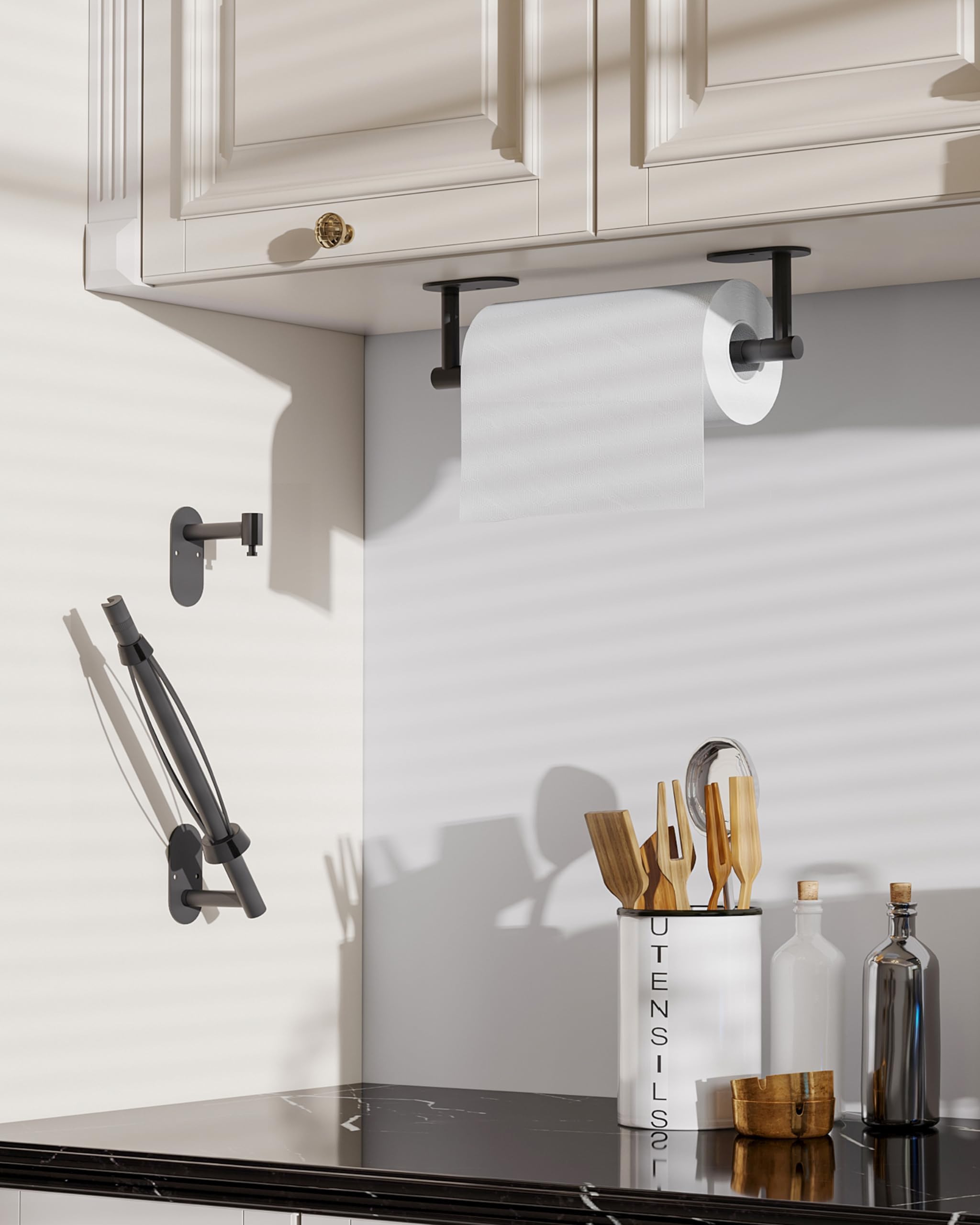 Portarotolo Cucina Adesivo Sotto Armadi e Parete, Portarotolo da Cucina Per Cucina e Bagno, Porta Carta da Cucina In Acciaio Inossidabile (Nero
